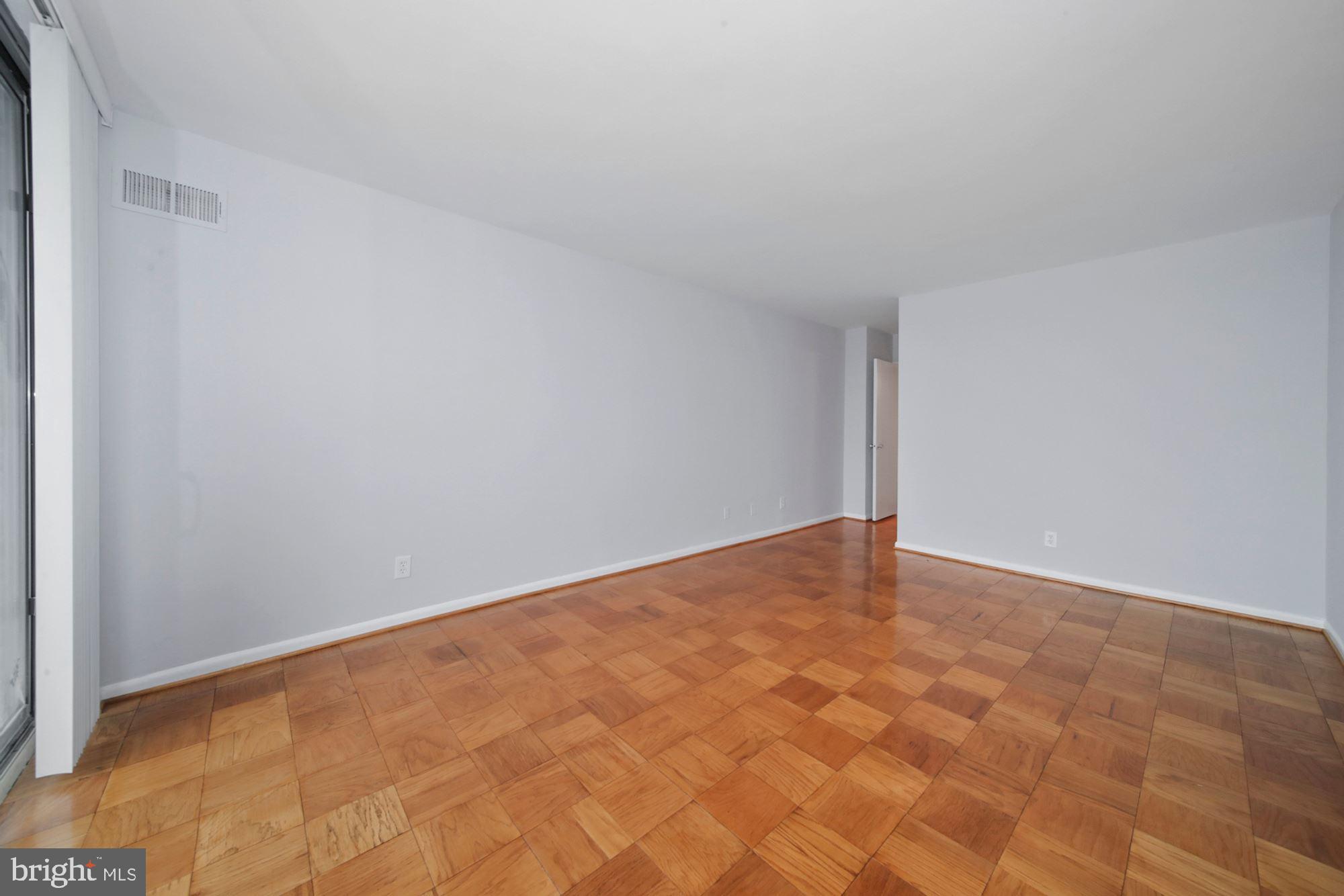 THE KENWOOD - Residential