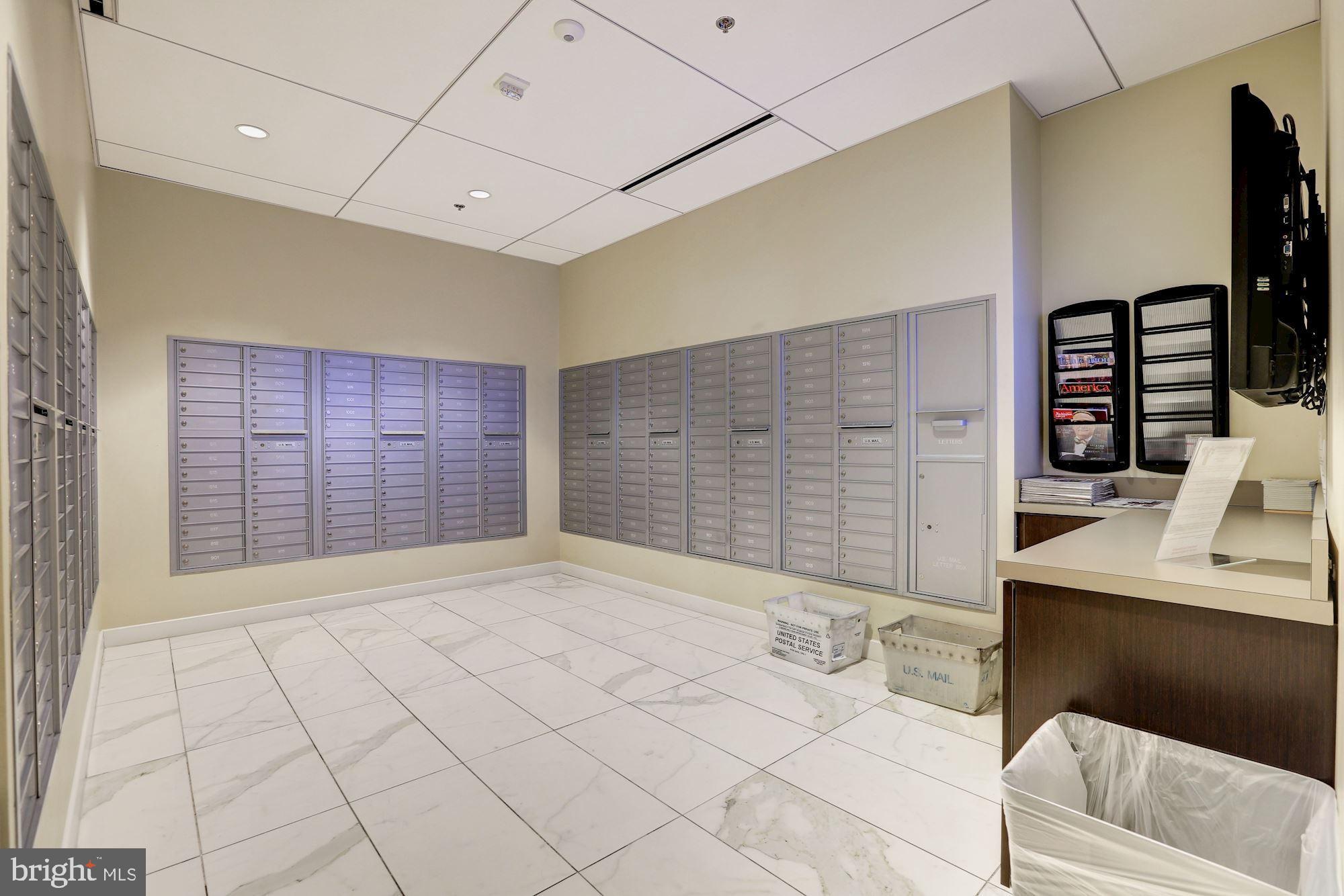 THE KENWOOD - Residential