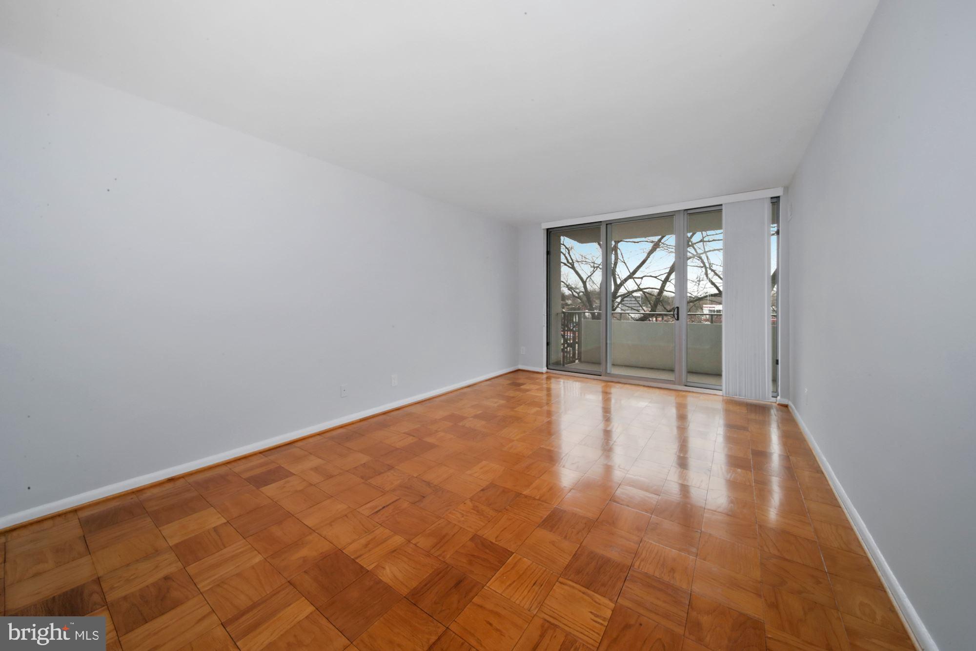 THE KENWOOD - Residential