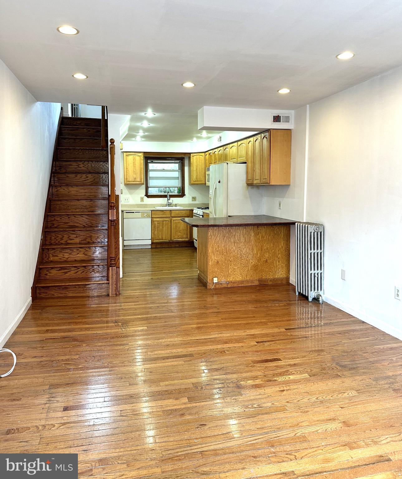 PASSYUNK SQUARE - Residential