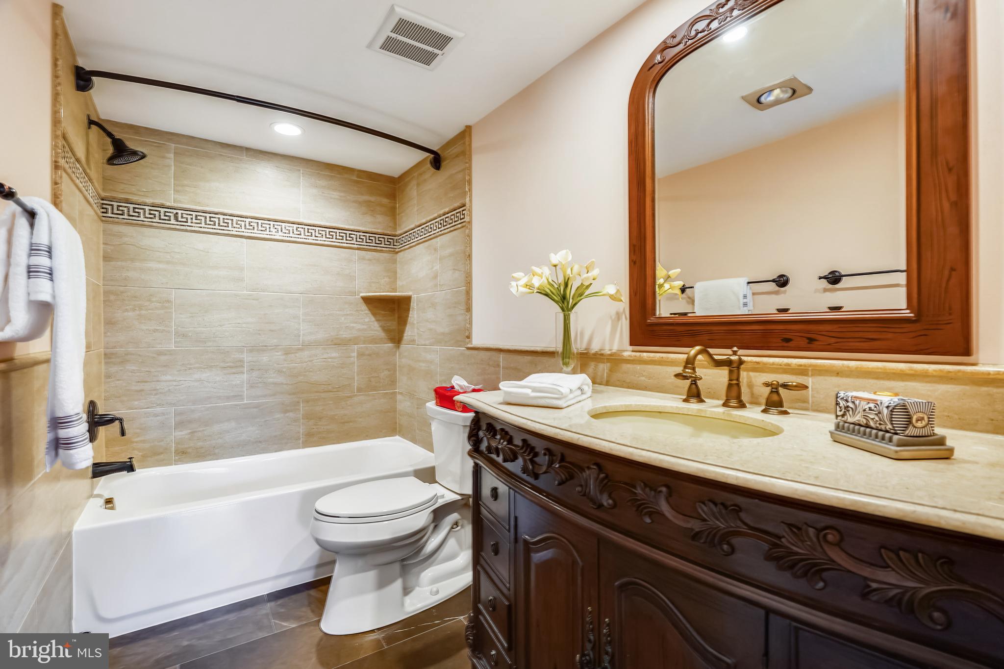 REGENCY AT MCLEAN - Residential