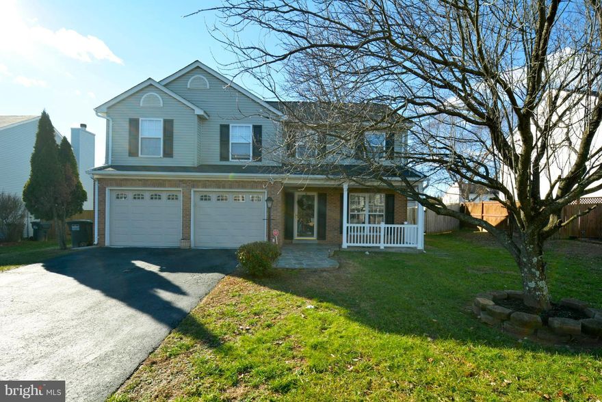 CHARMING HOME  3 BR. 2.5 BA. WITH OPEN FLOOR PLAN * NEW ROOF*FRONT PORCH WITH STONE WALK WAY * GLEAMING WOOD FLOORS* LOVELY FAMILY ROOM WITH LOTS OF WINDOWS* LIGHT FILLED FORMAL DINING RM* OPEN KITCHEN W/BREAKFAST BAR,  BEAUTIFUL COUNTERS * MARBLE FLOORS * STUNNING BACK SPLASH * FIREPLACE IN LIGHT & BRIGHT LIVING RM. *COZY MASTER SUITE,NEW CARPET*  LUXURY BATH *SOAKING TUB,SEPARATE SHOWER * LARGE DECK IN HUGE FENCED BACK YARD.  NO HOA * NEAR SHOPPING,SCHOOLS, STARBUCKS ,MILITARY BASES & MORE NEAR BOYS & GIRLS CLUB, SKATE WORLD ,WATER PARK, PLAYGROUNDS* GET IT BEFORE IT WILL BE GONE *NO  SHOWING SUNDAYS *  A MUST SEE HOME *  THANK YOU FOR SHOWING *