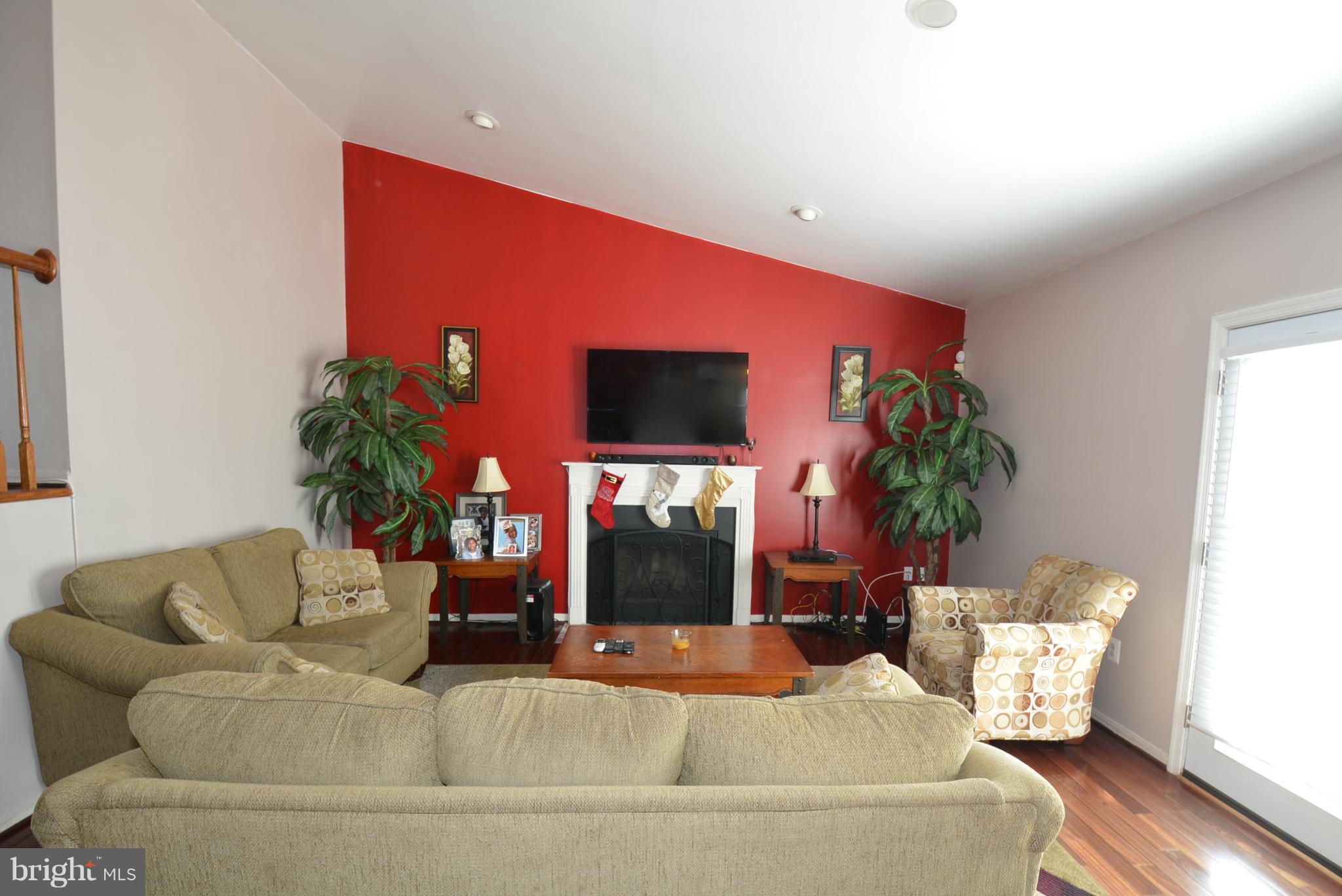 DALE CITY - Residential