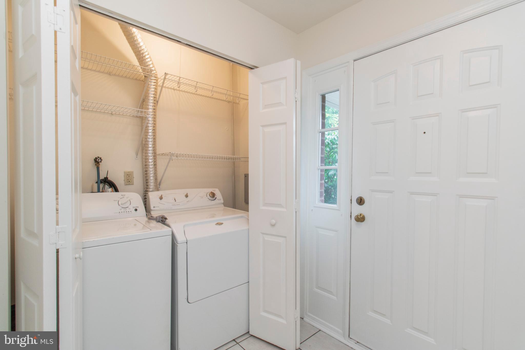 REGENTS PARK - Residential