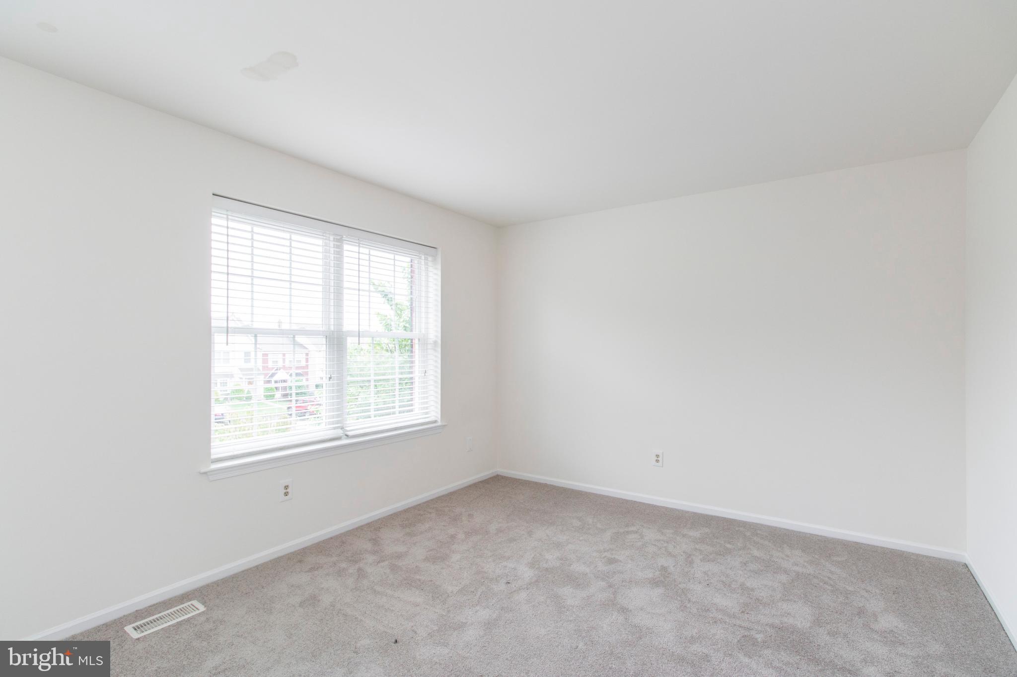 REGENTS PARK - Residential