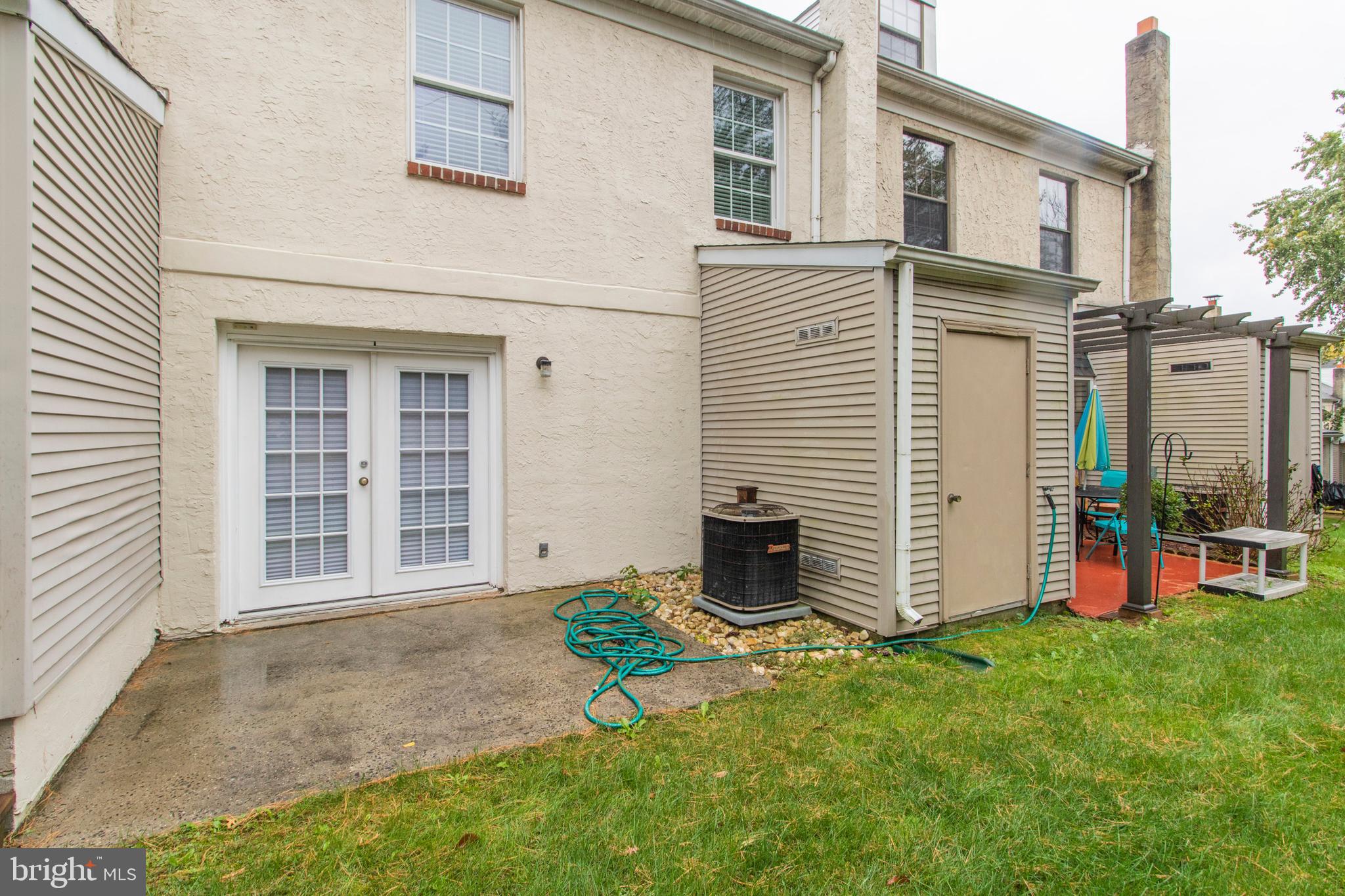 REGENTS PARK - Residential