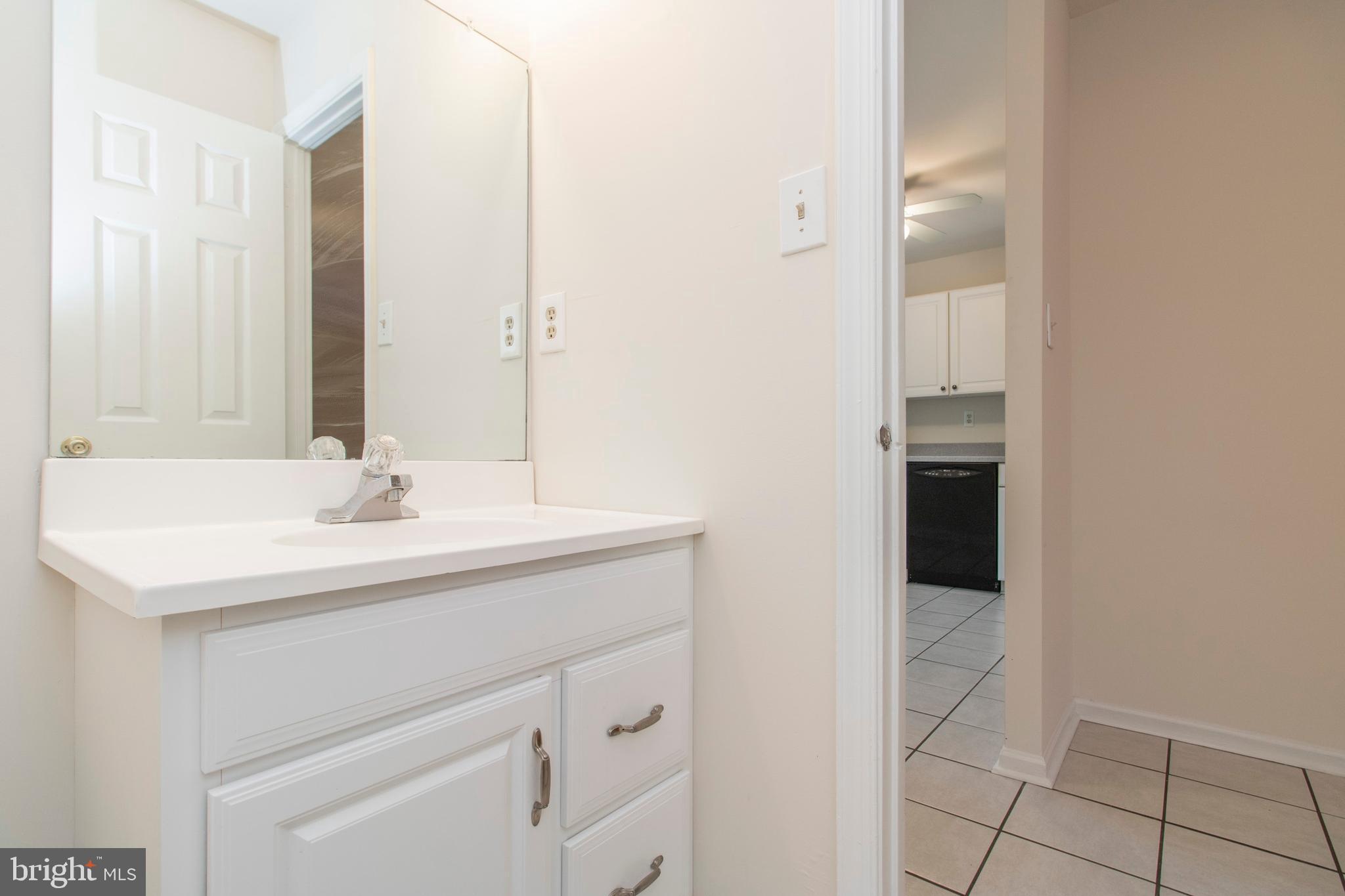 REGENTS PARK - Residential