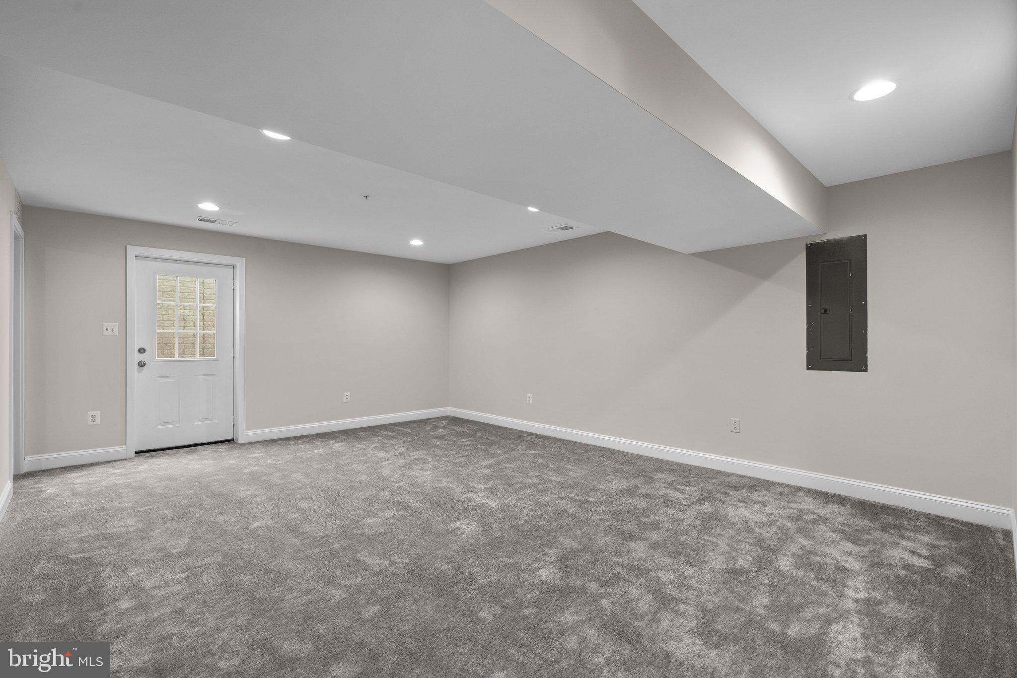 MONTGOMERY MEADOWS - Residential