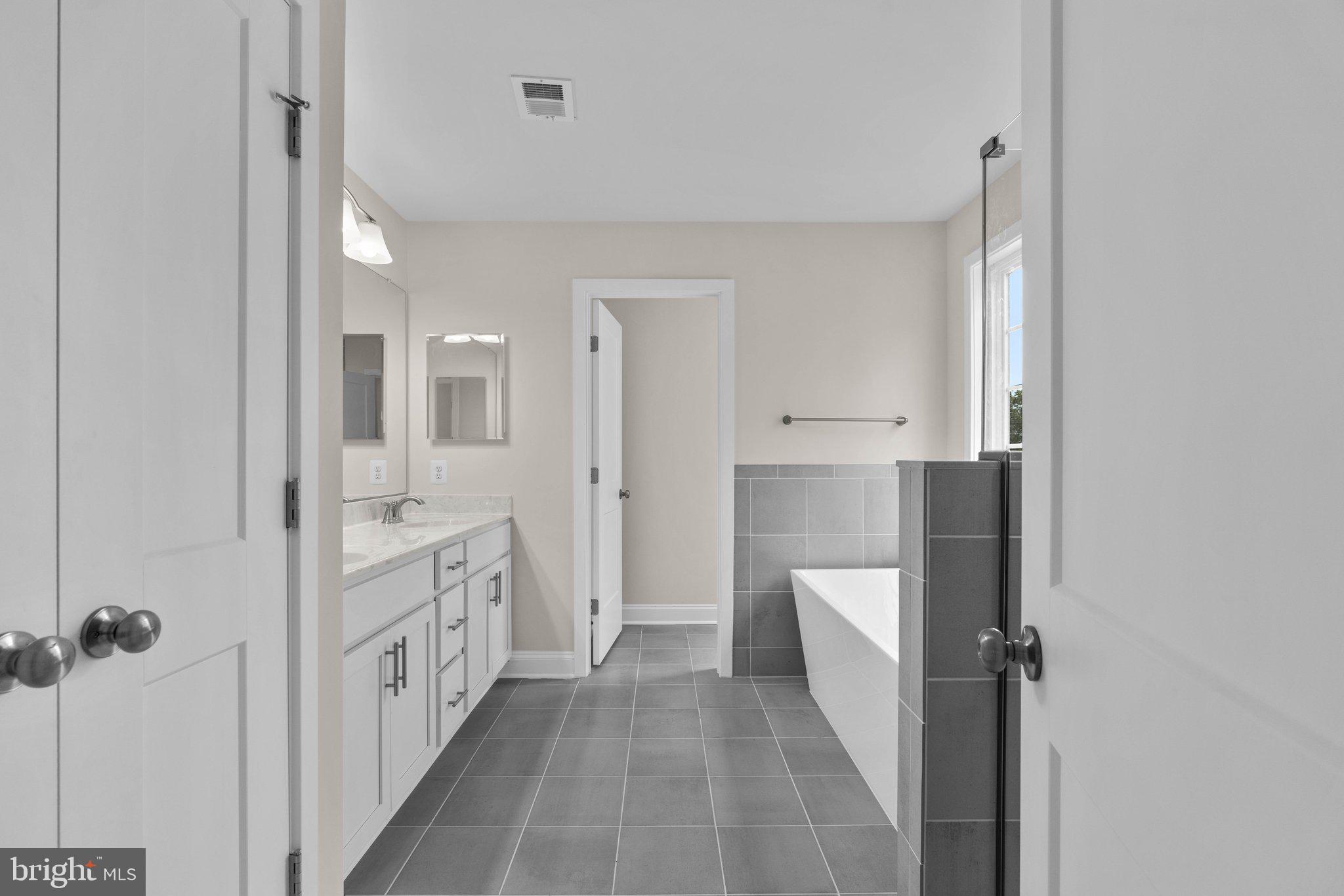 MONTGOMERY MEADOWS - Residential