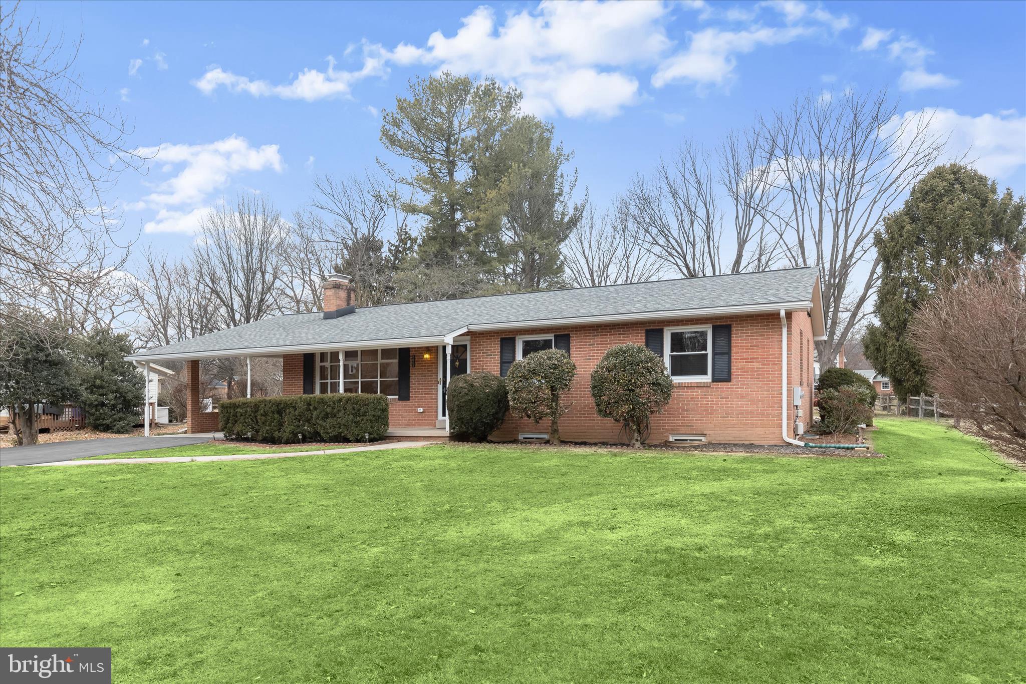 CLOVER HILL - Residential