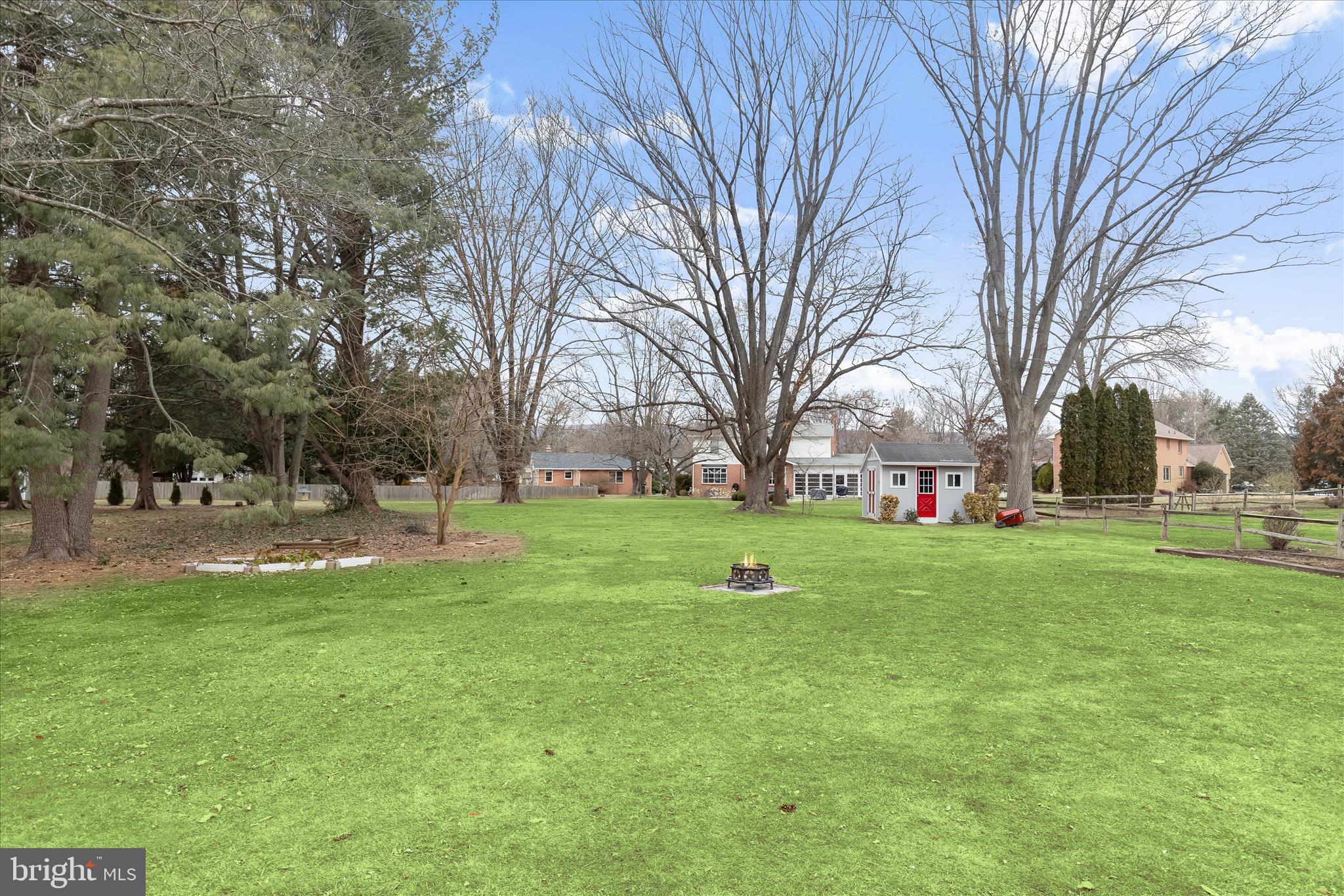 CLOVER HILL - Residential