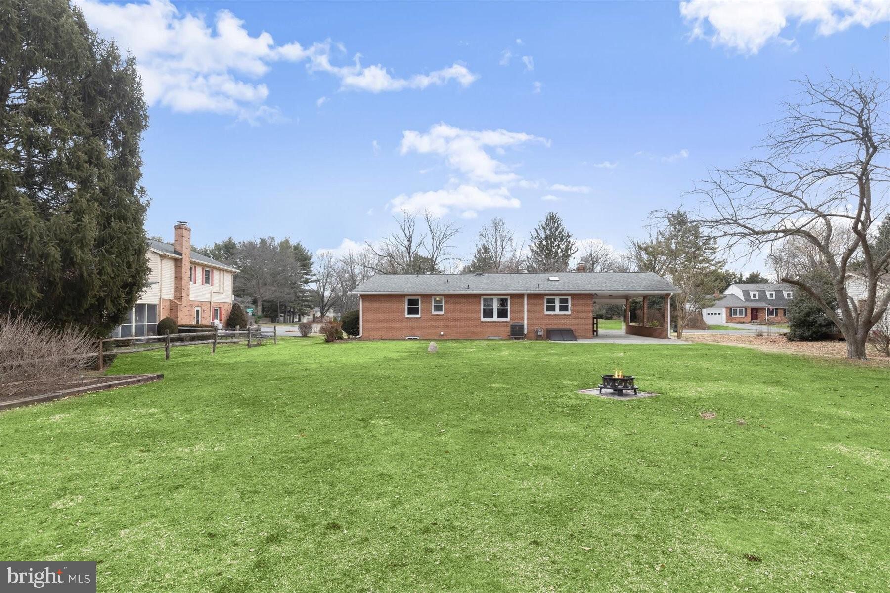 CLOVER HILL - Residential