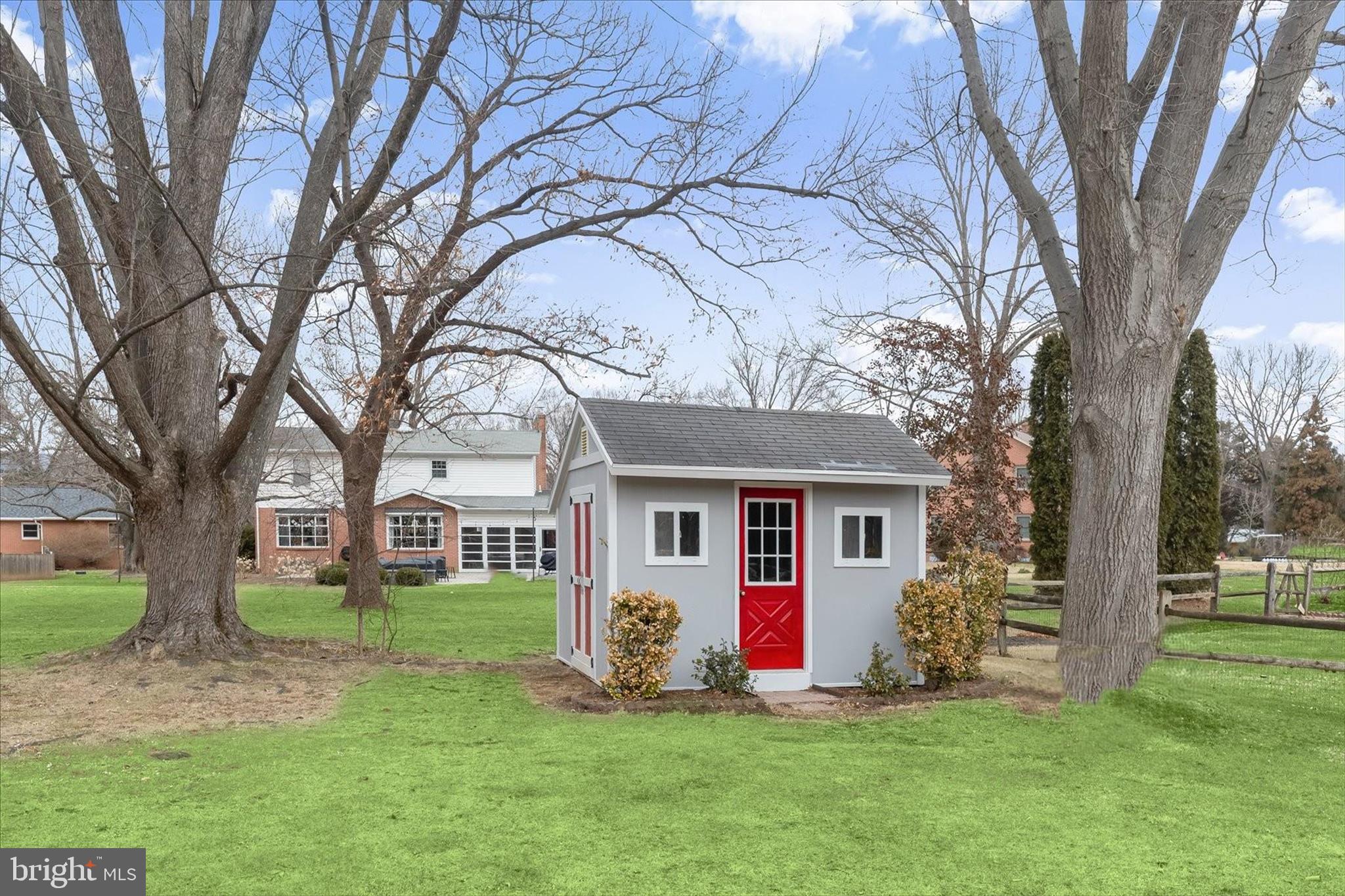 CLOVER HILL - Residential