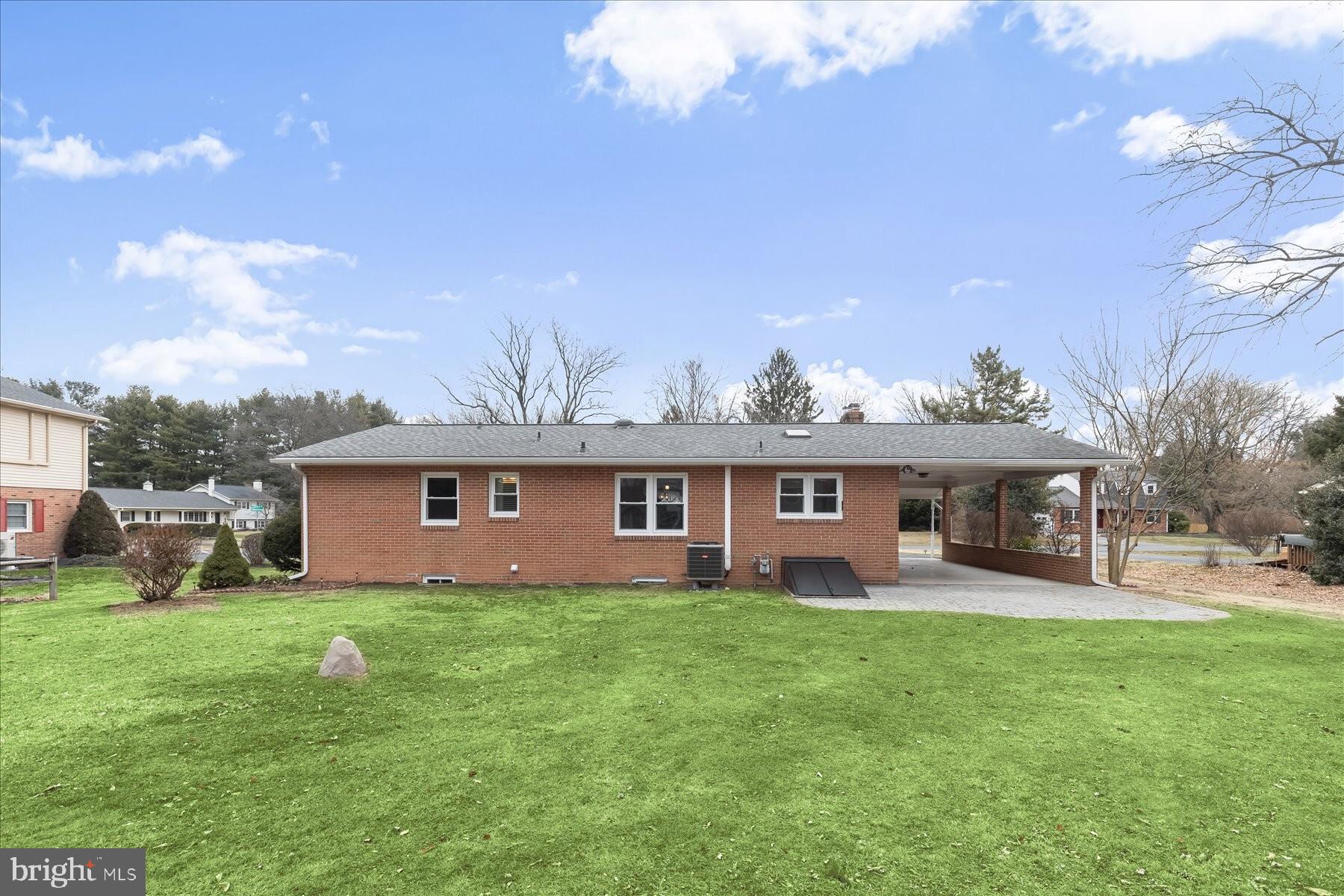 CLOVER HILL - Residential