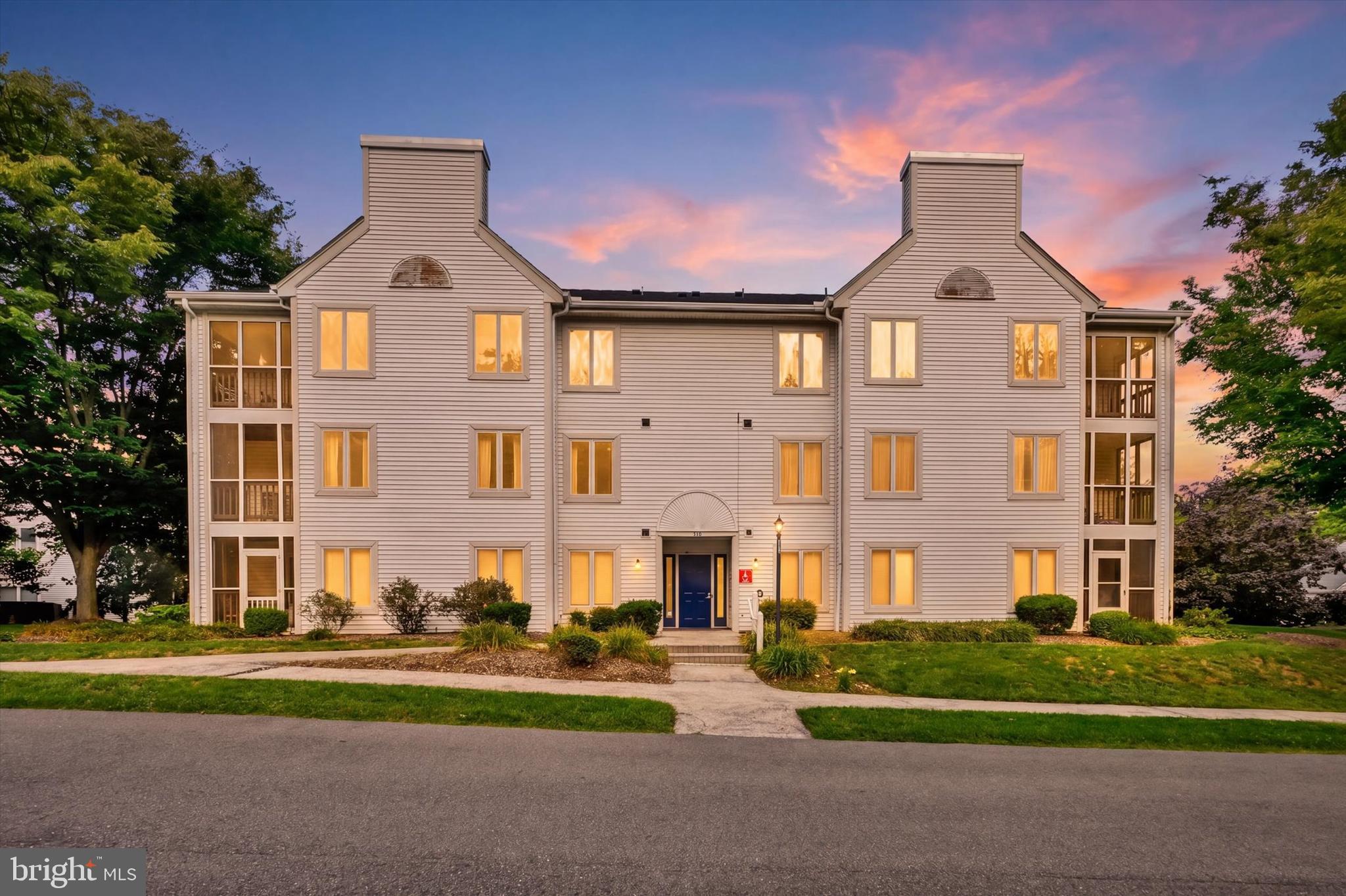 415 KINGSBURY WAY C21
