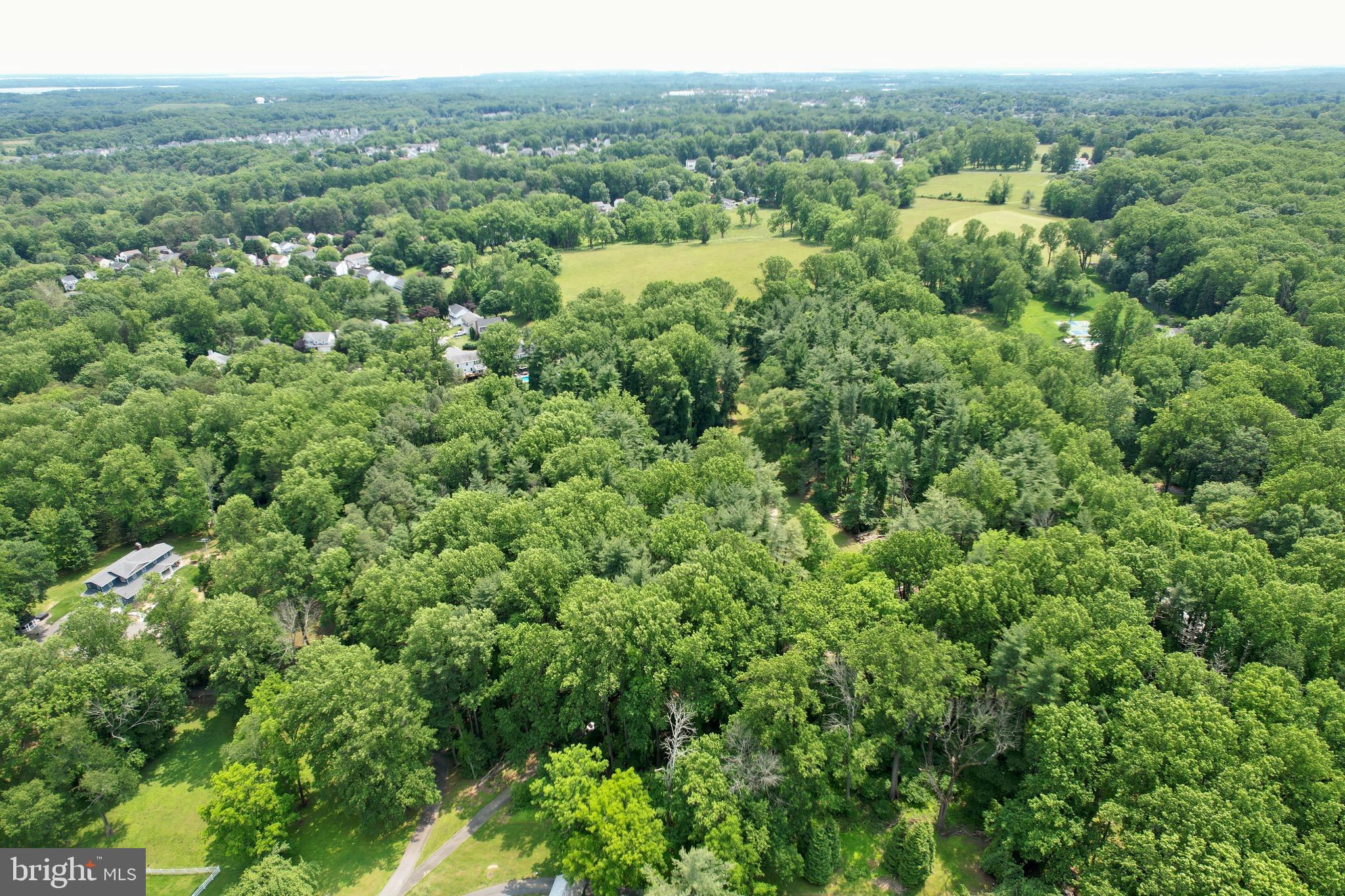 603 E WHEEL ROAD
