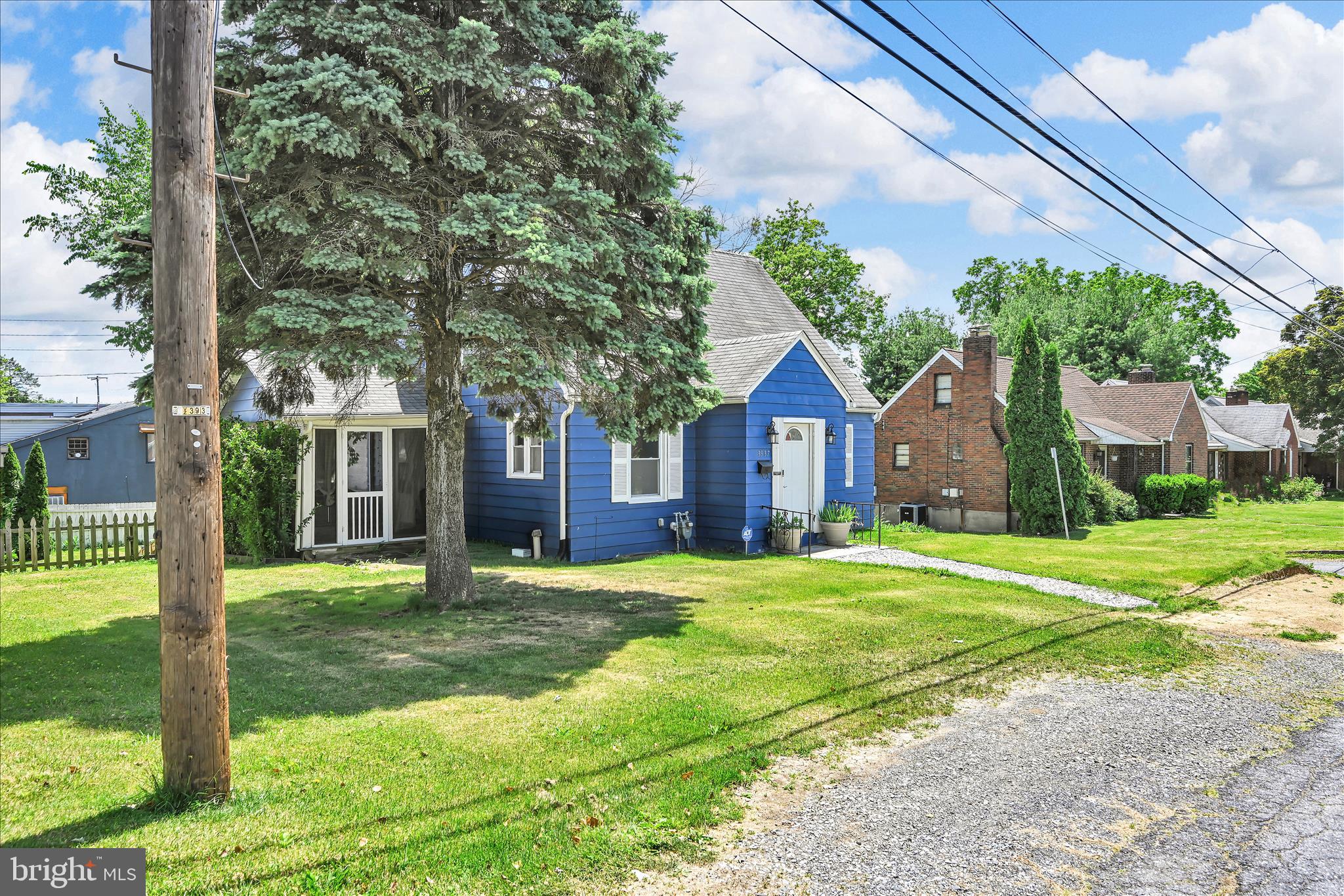 3937 WALNUT STREET