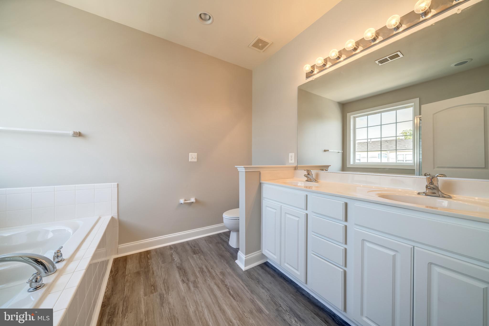 VILLAGES OF PIEDMONT - Residential Lease