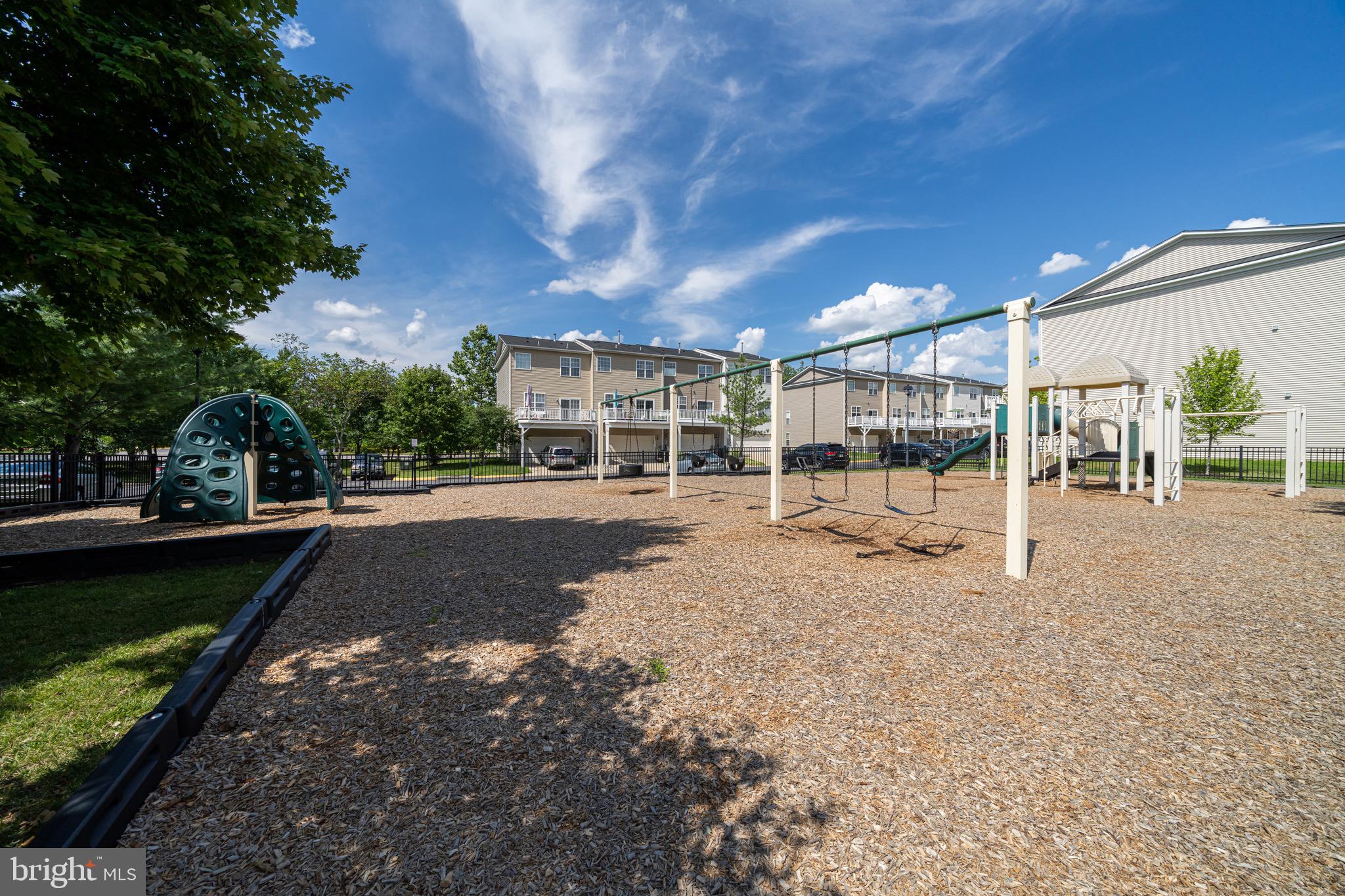 VILLAGES OF PIEDMONT - Residential Lease