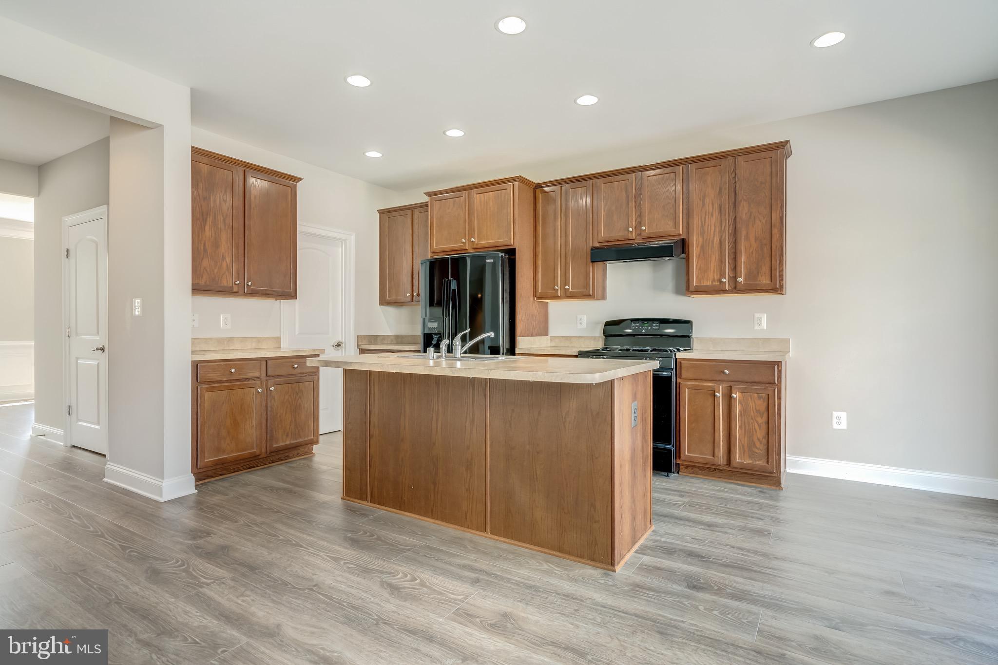 VILLAGES OF PIEDMONT - Residential Lease