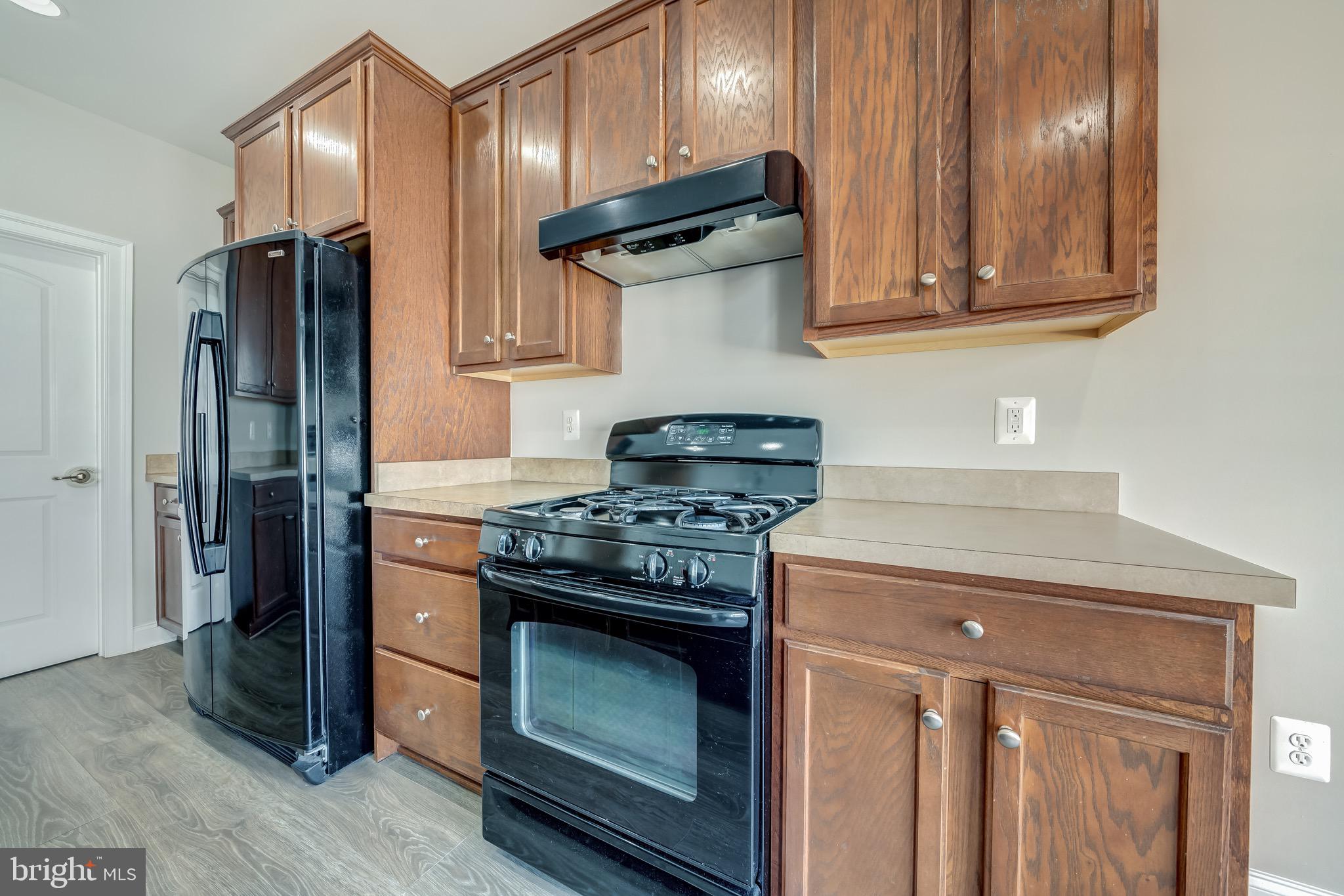 VILLAGES OF PIEDMONT - Residential Lease