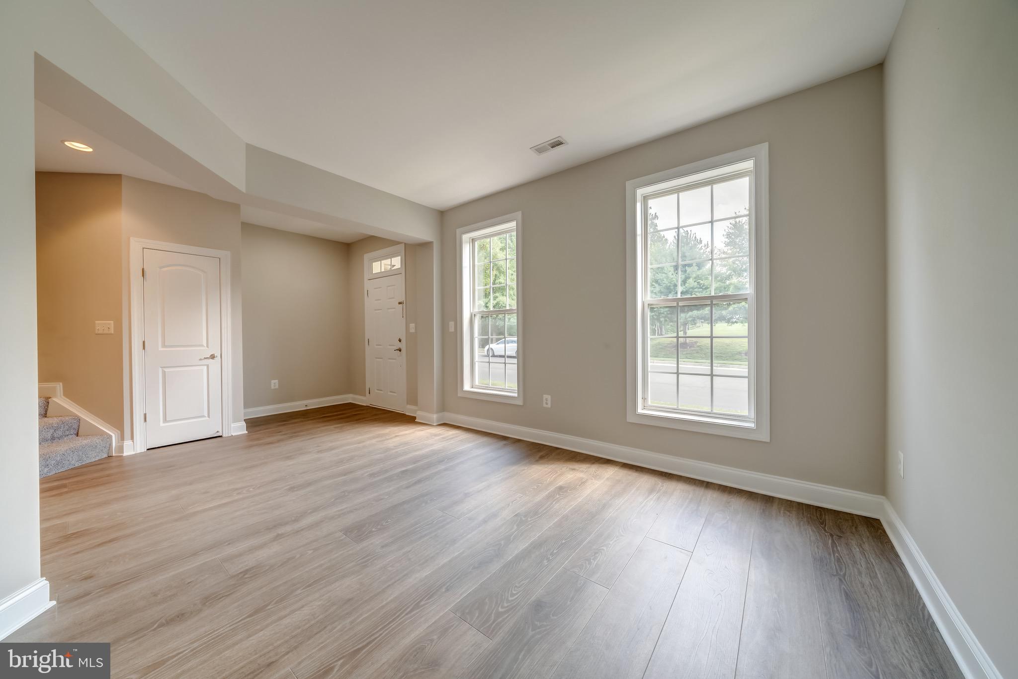 VILLAGES OF PIEDMONT - Residential Lease