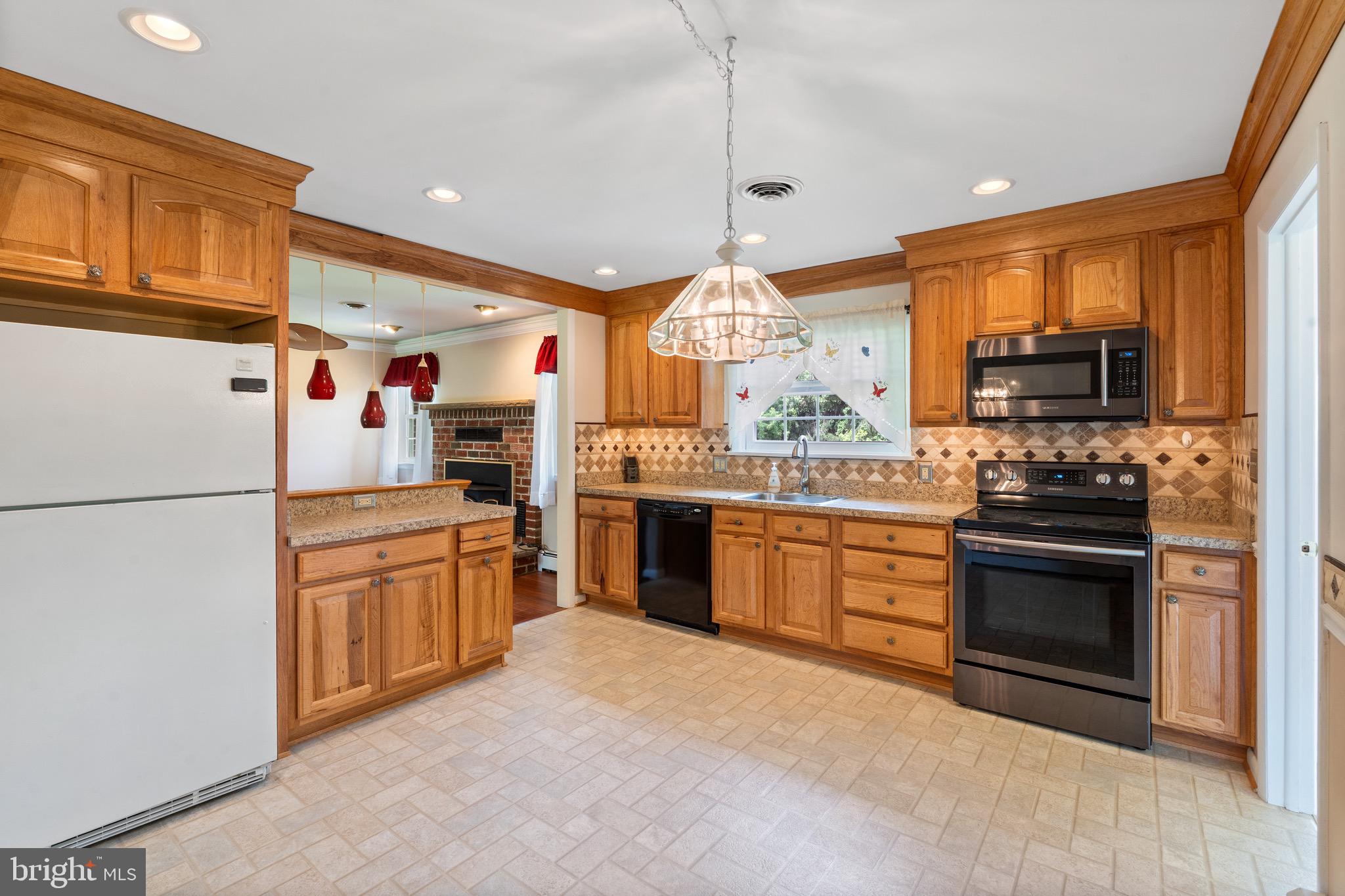 1404 STOCKTON ROAD