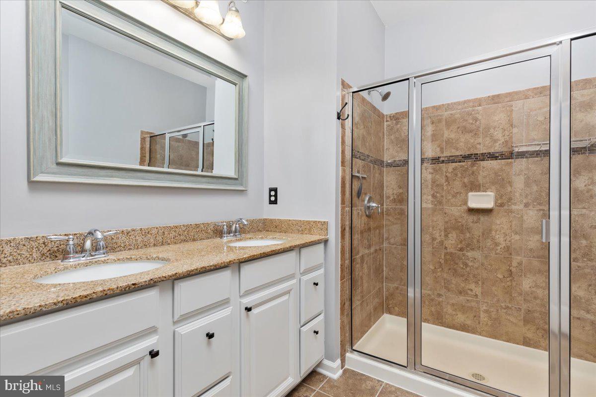 ARCOLA TOWN CENTER CONDO - Residential