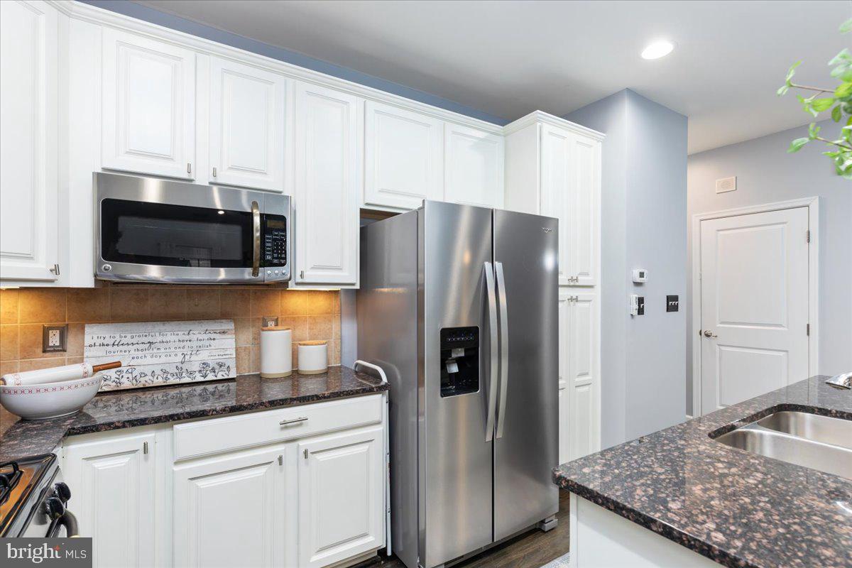 ARCOLA TOWN CENTER CONDO - Residential