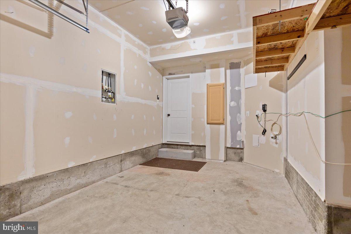 ARCOLA TOWN CENTER CONDO - Residential