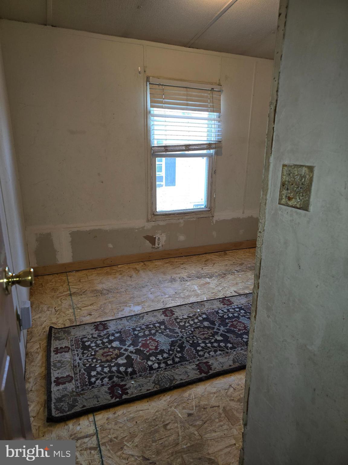 TERRYS TR PK - Residential