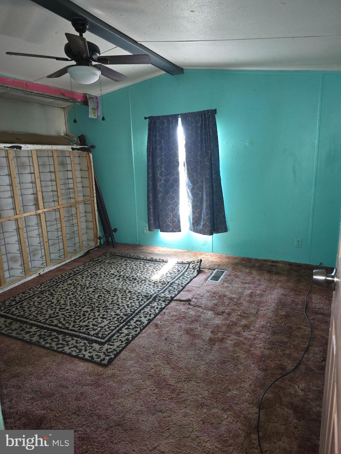 TERRYS TR PK - Residential