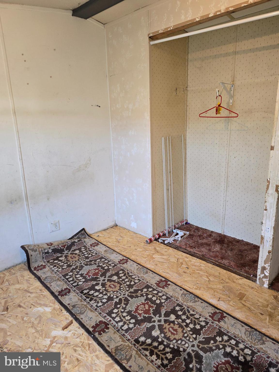 TERRYS TR PK - Residential