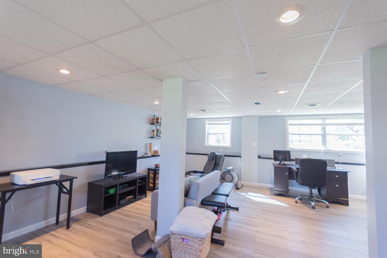 RIDGEFIELD - Residential