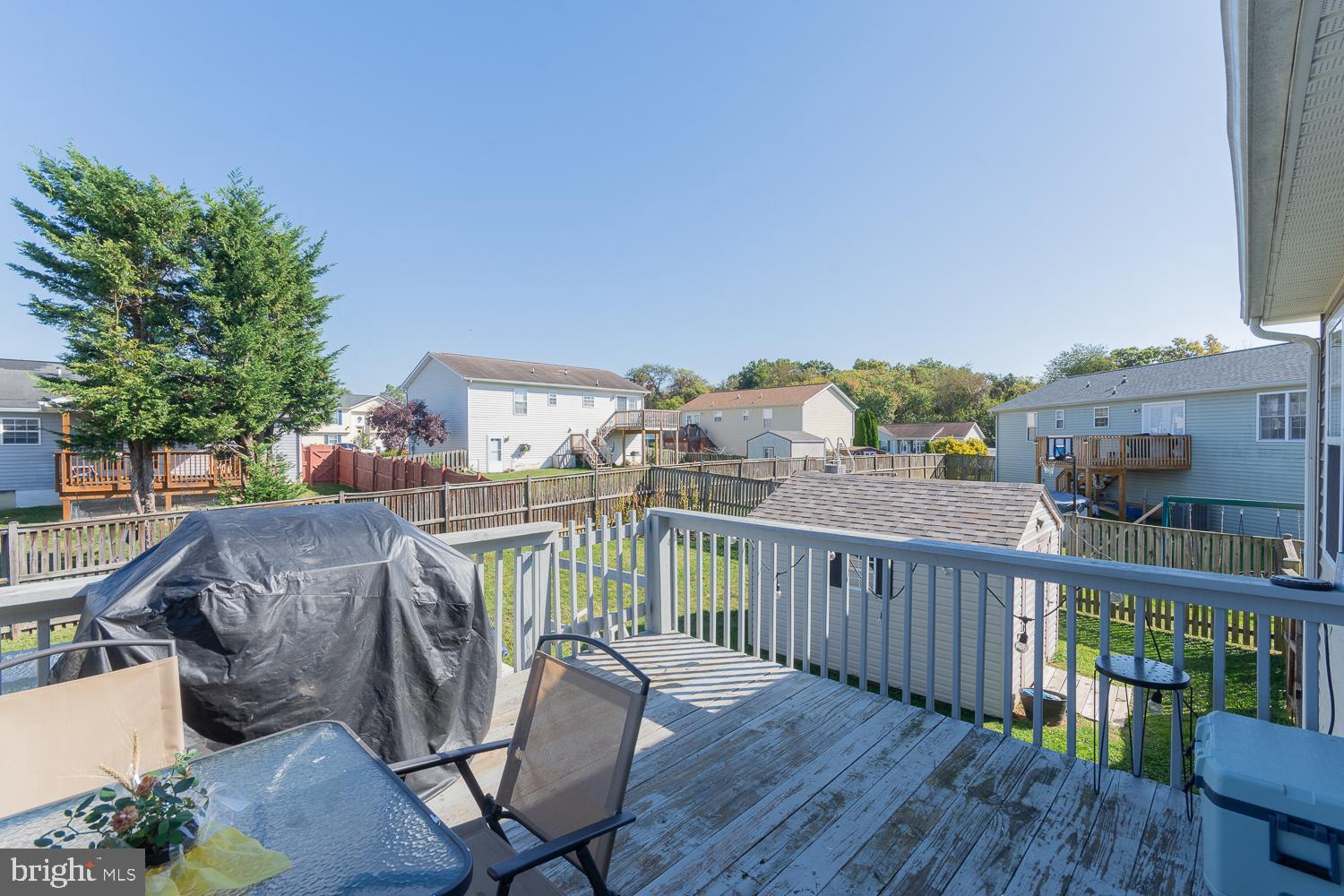 RIDGEFIELD - Residential