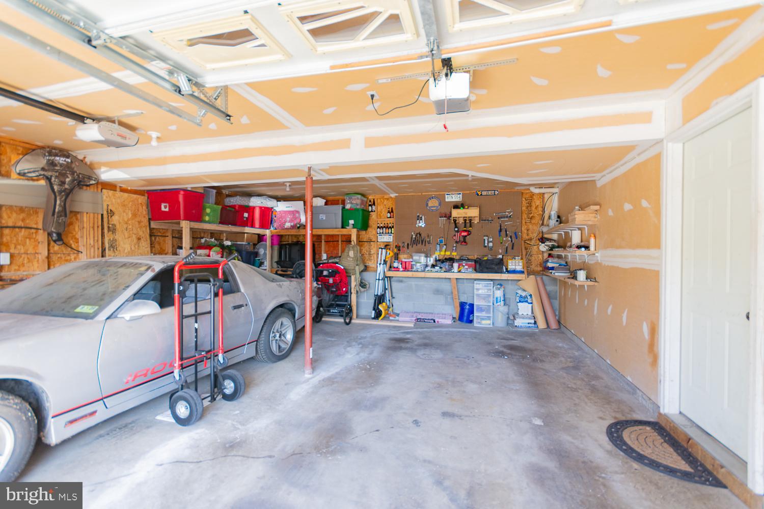 RIDGEFIELD - Residential