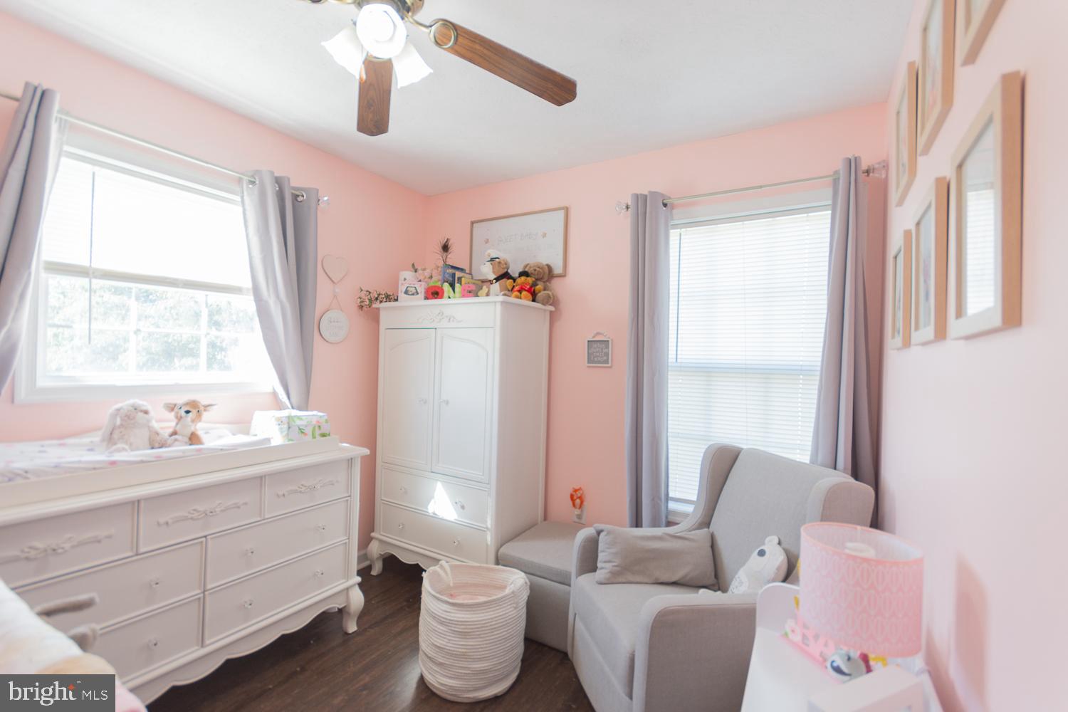 RIDGEFIELD - Residential