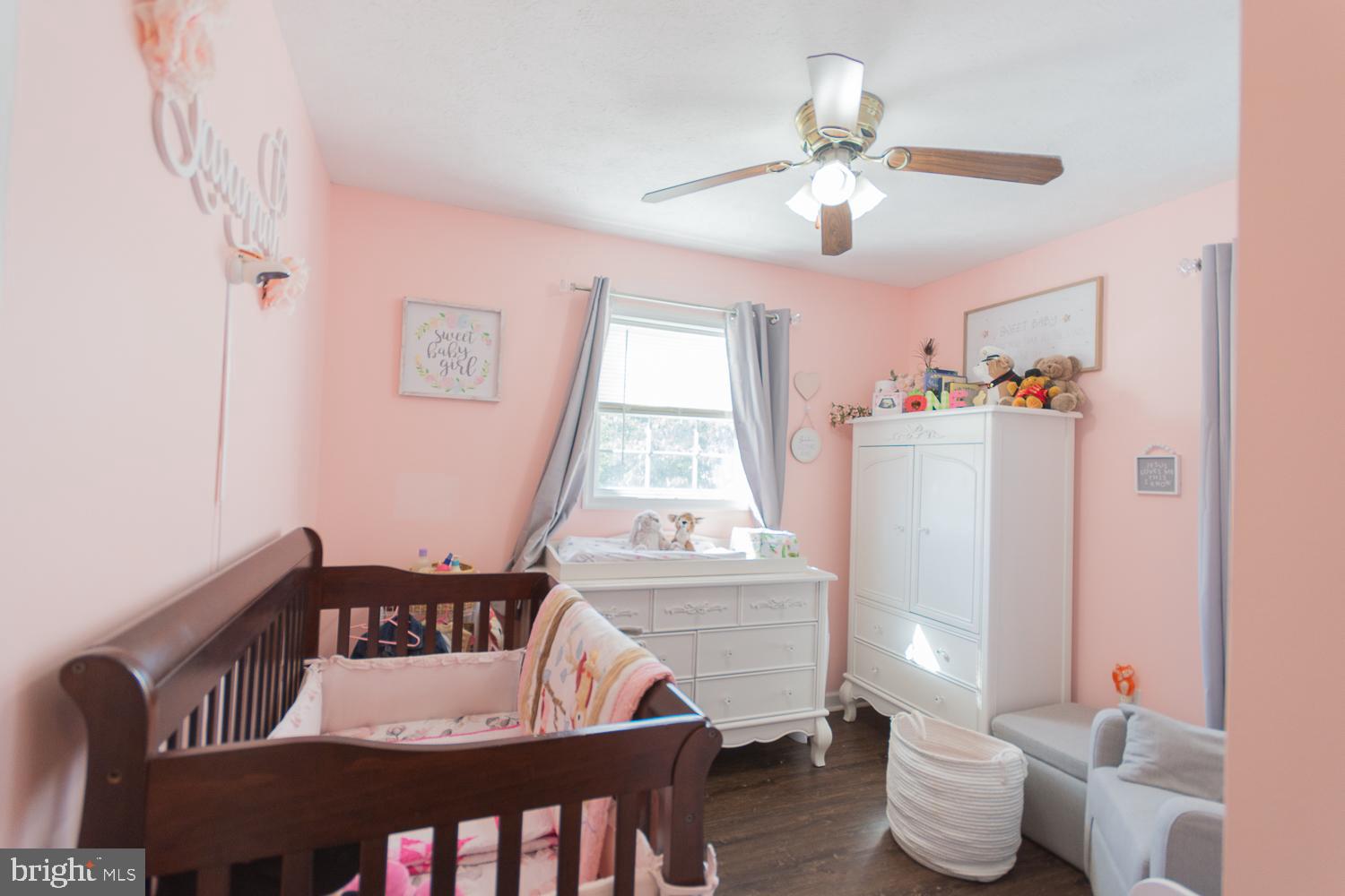 RIDGEFIELD - Residential