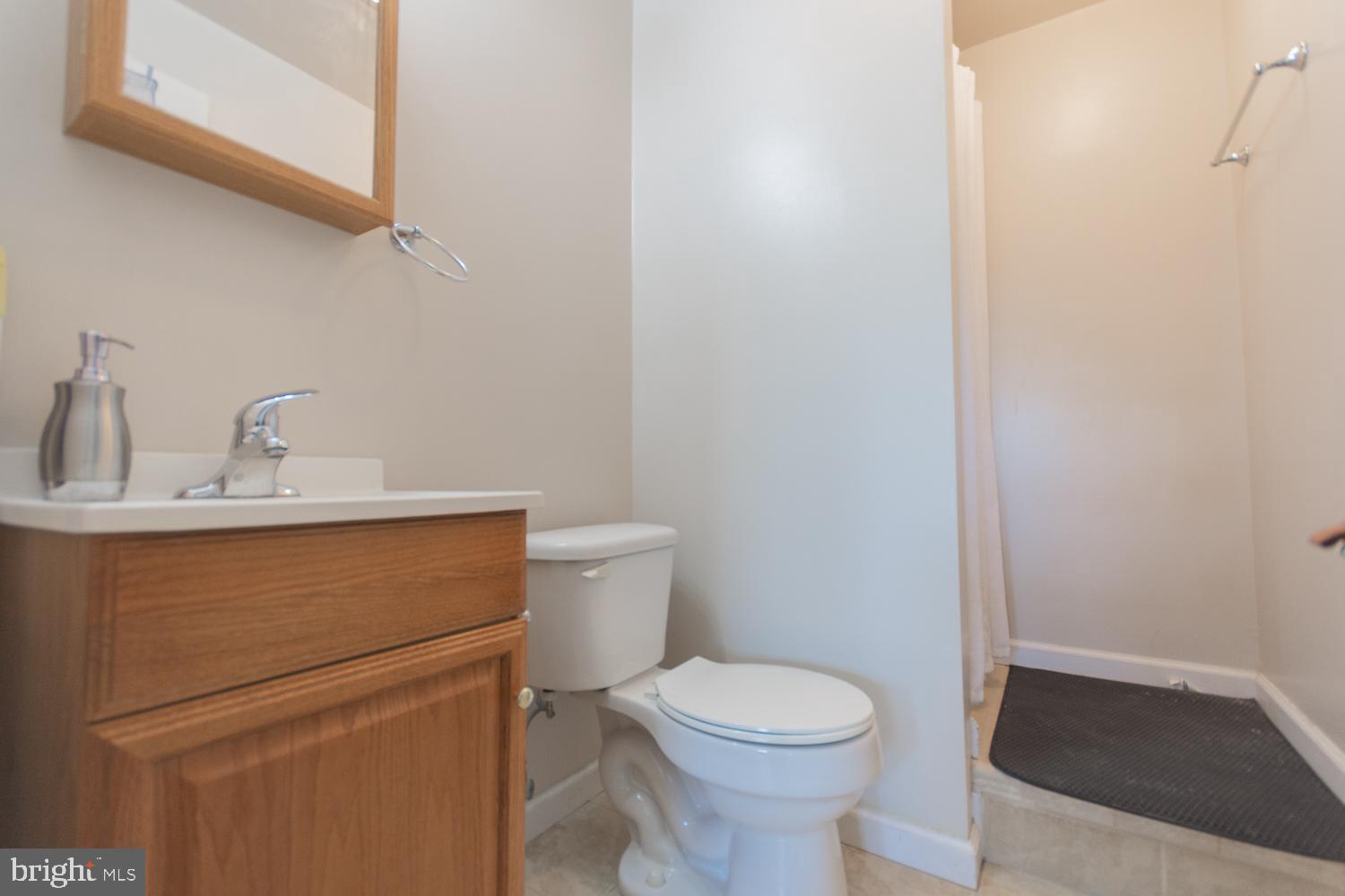 RIDGEFIELD - Residential