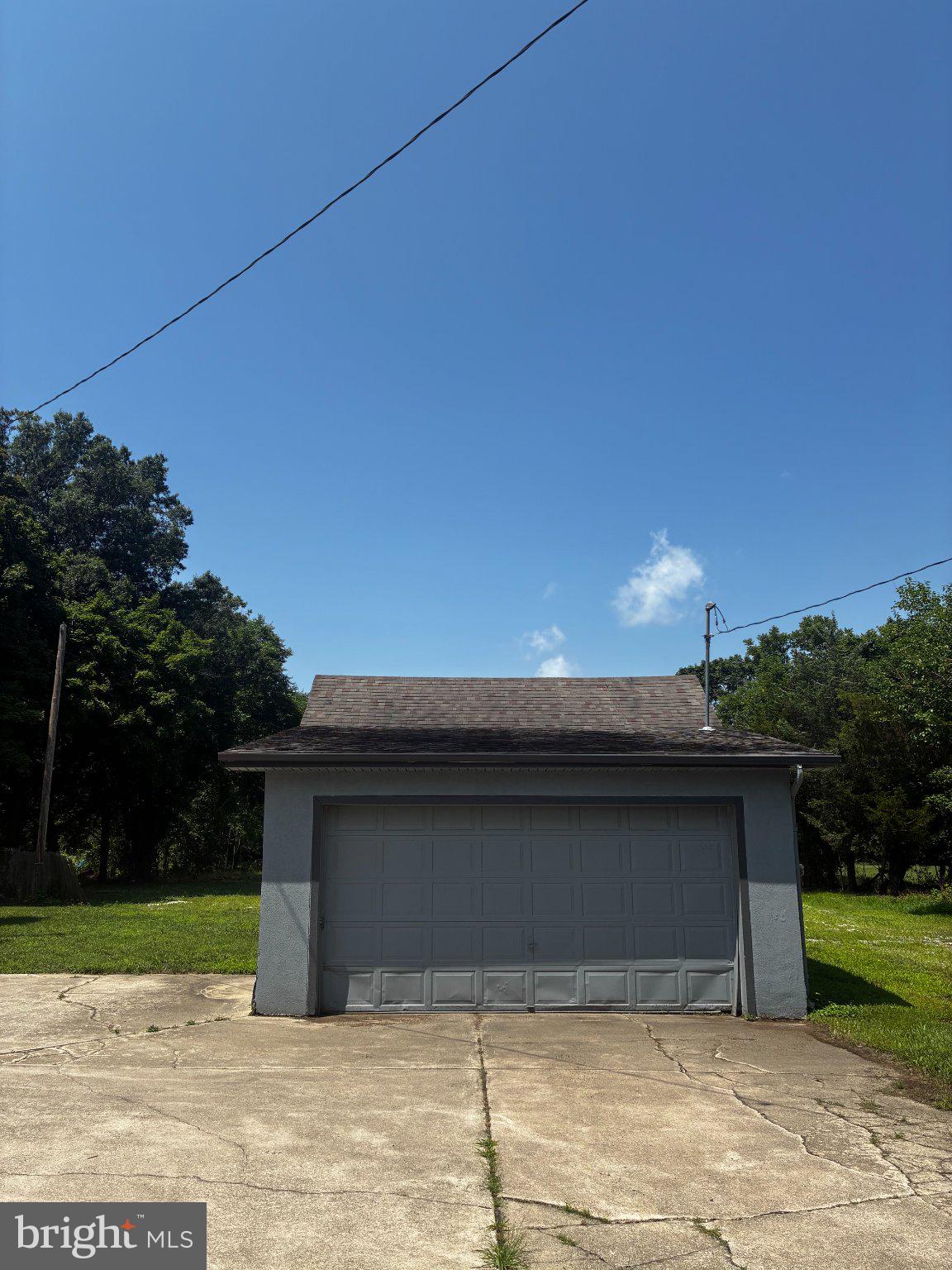 2520 N WEST BOULEVARD