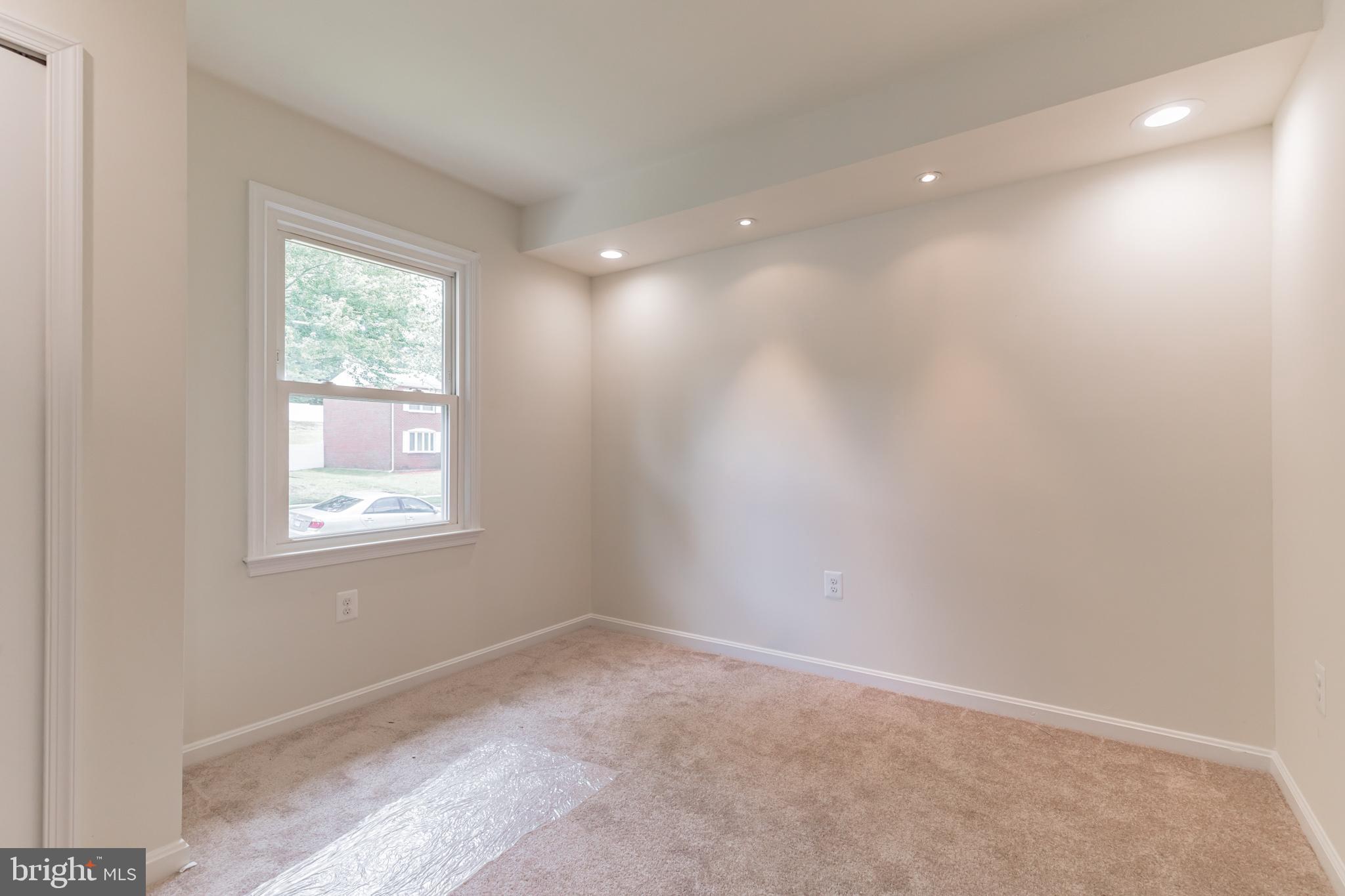 RIVER BEND ESTATES - Residential