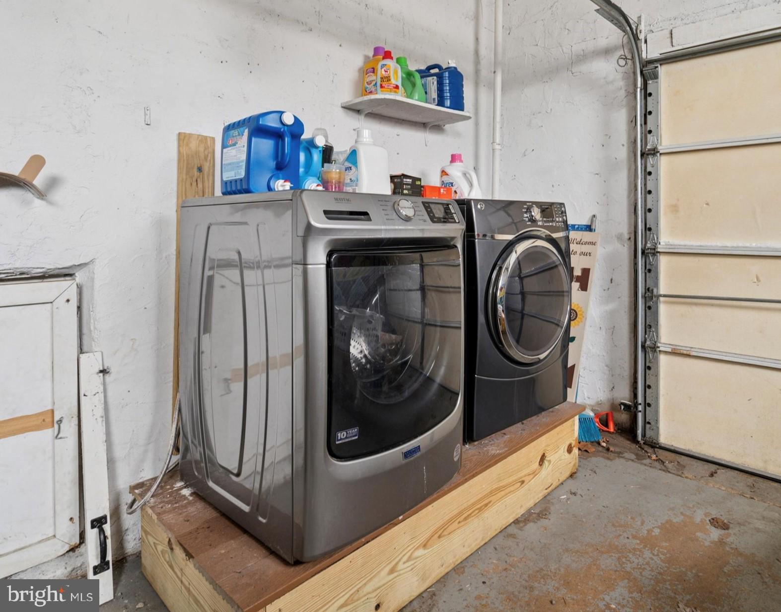 DURHAM VILLAGE - Residential