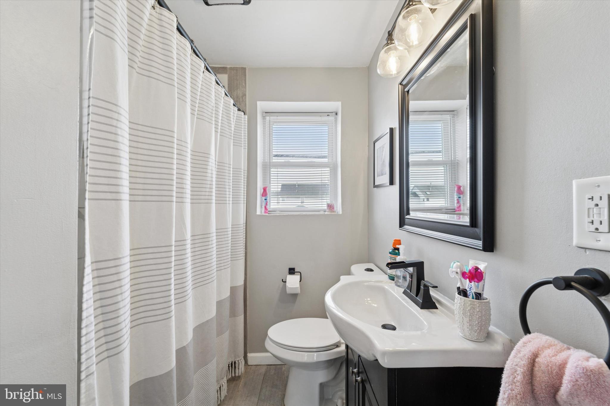 DURHAM VILLAGE - Residential