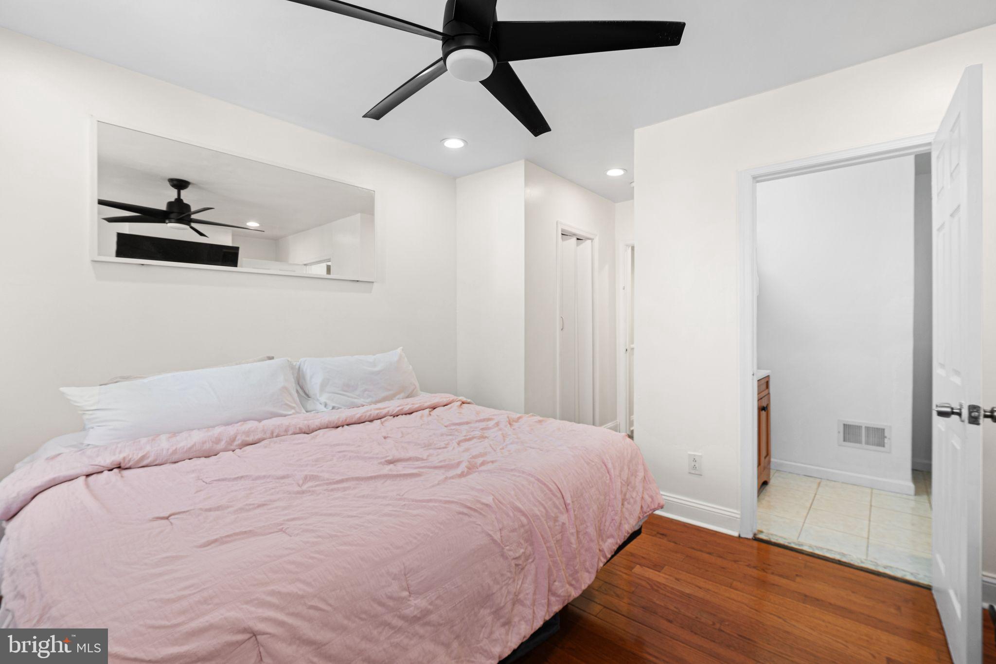 POINT BREEZE - Residential