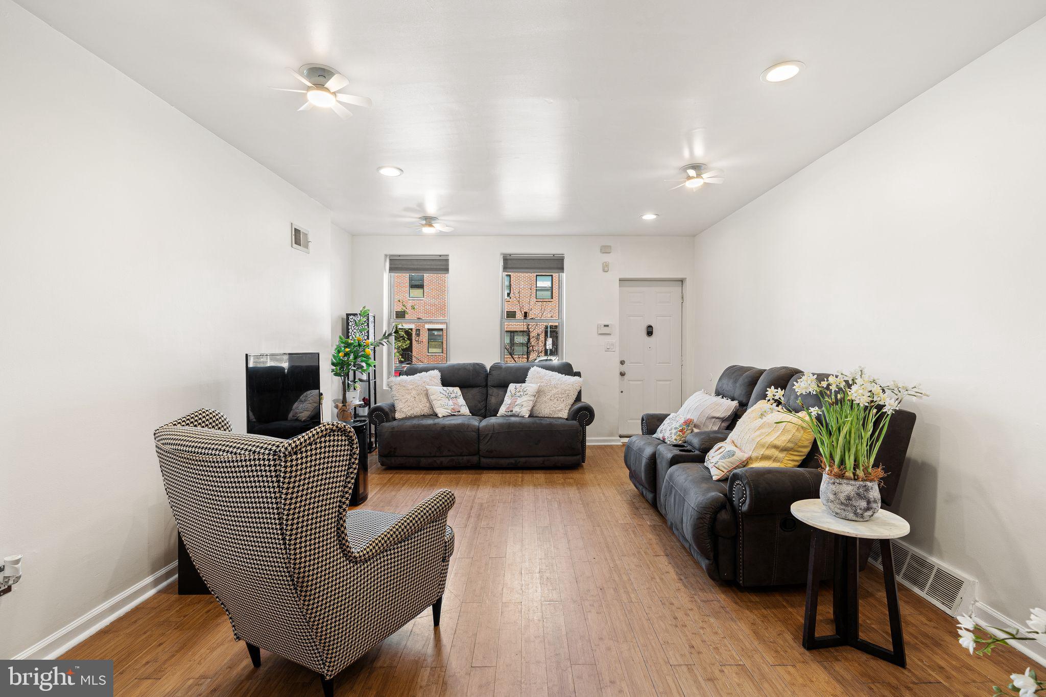 POINT BREEZE - Residential