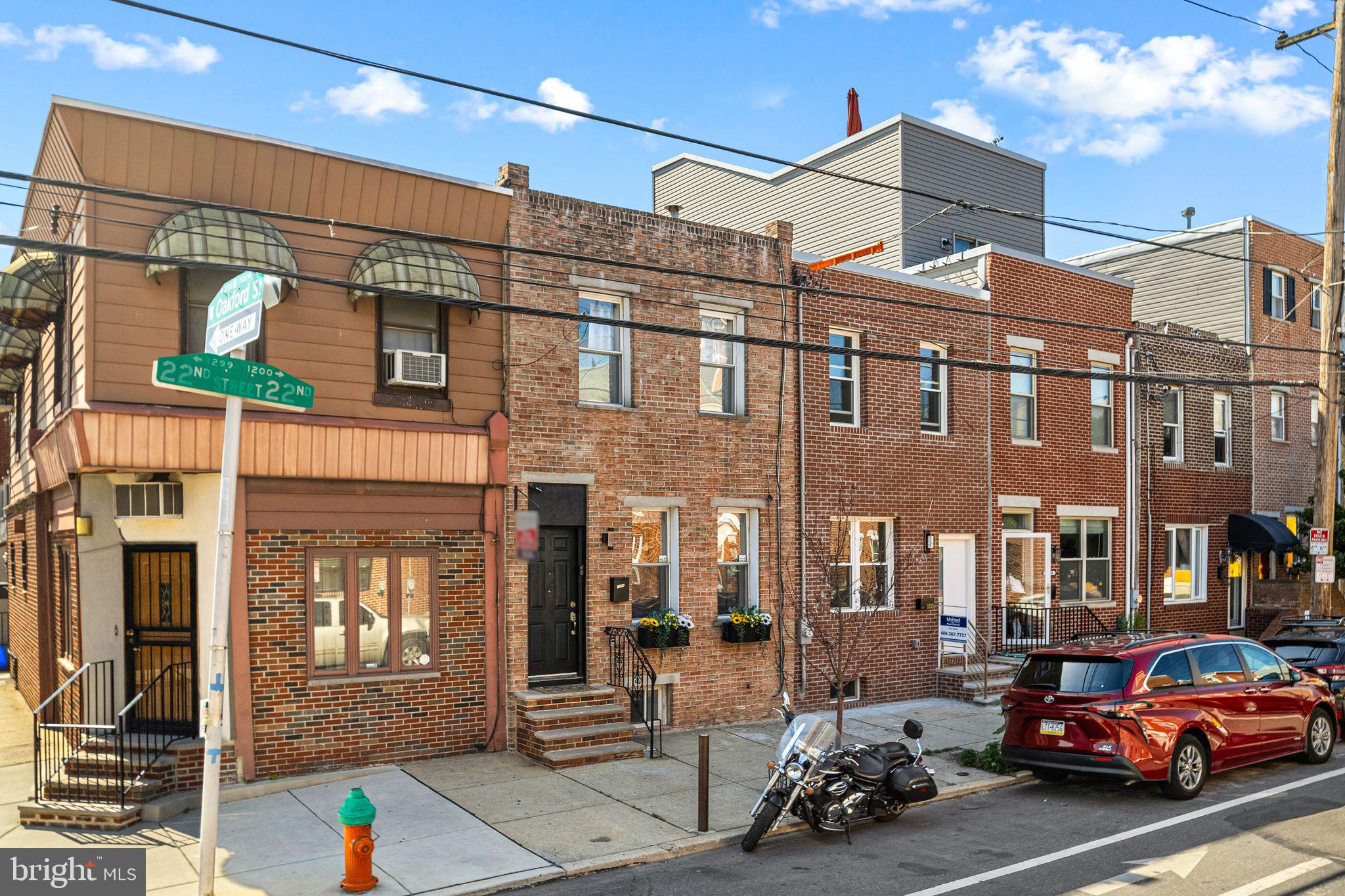 POINT BREEZE - Residential