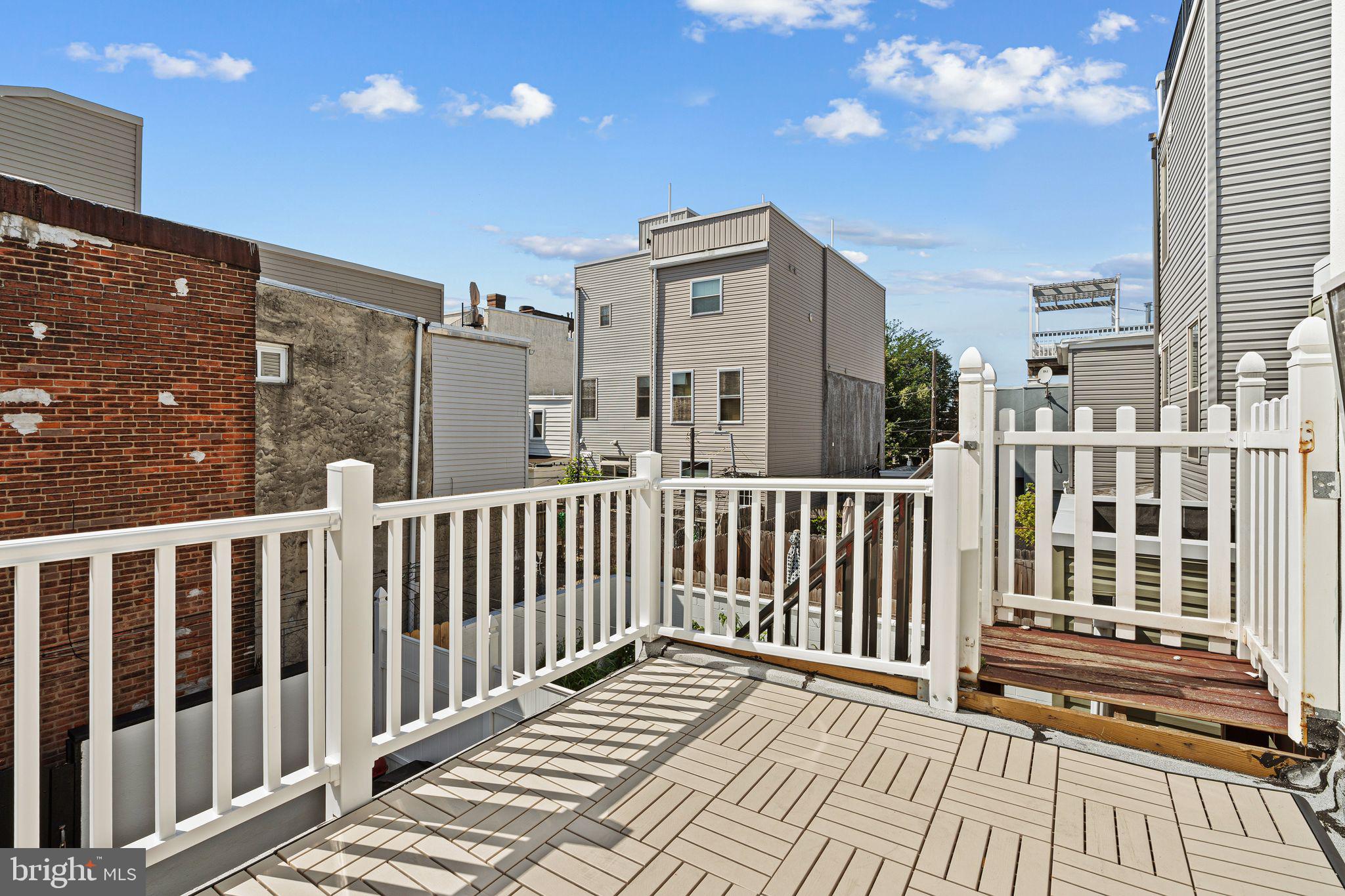 POINT BREEZE - Residential