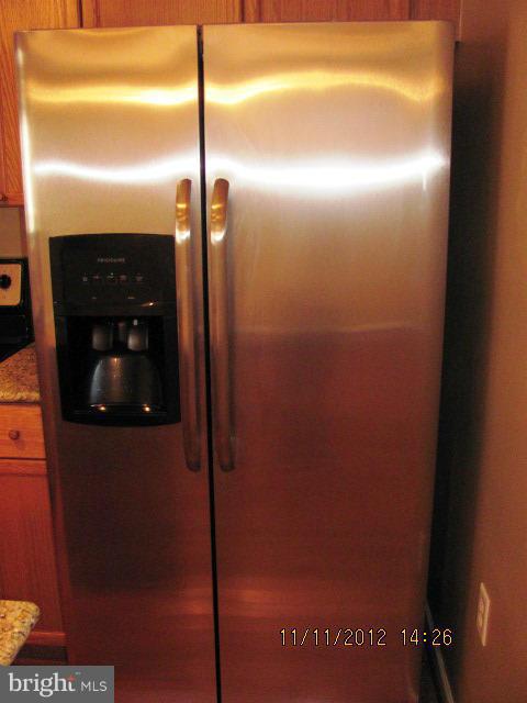 MANOR PARK - Residential Lease