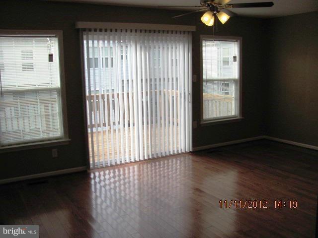 MANOR PARK - Residential Lease