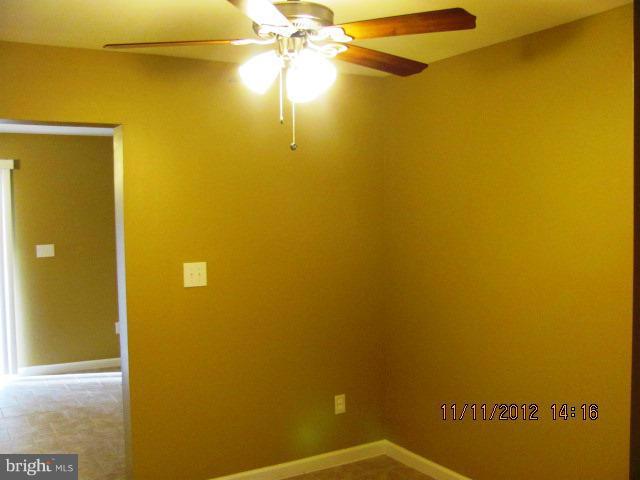 MANOR PARK - Residential Lease